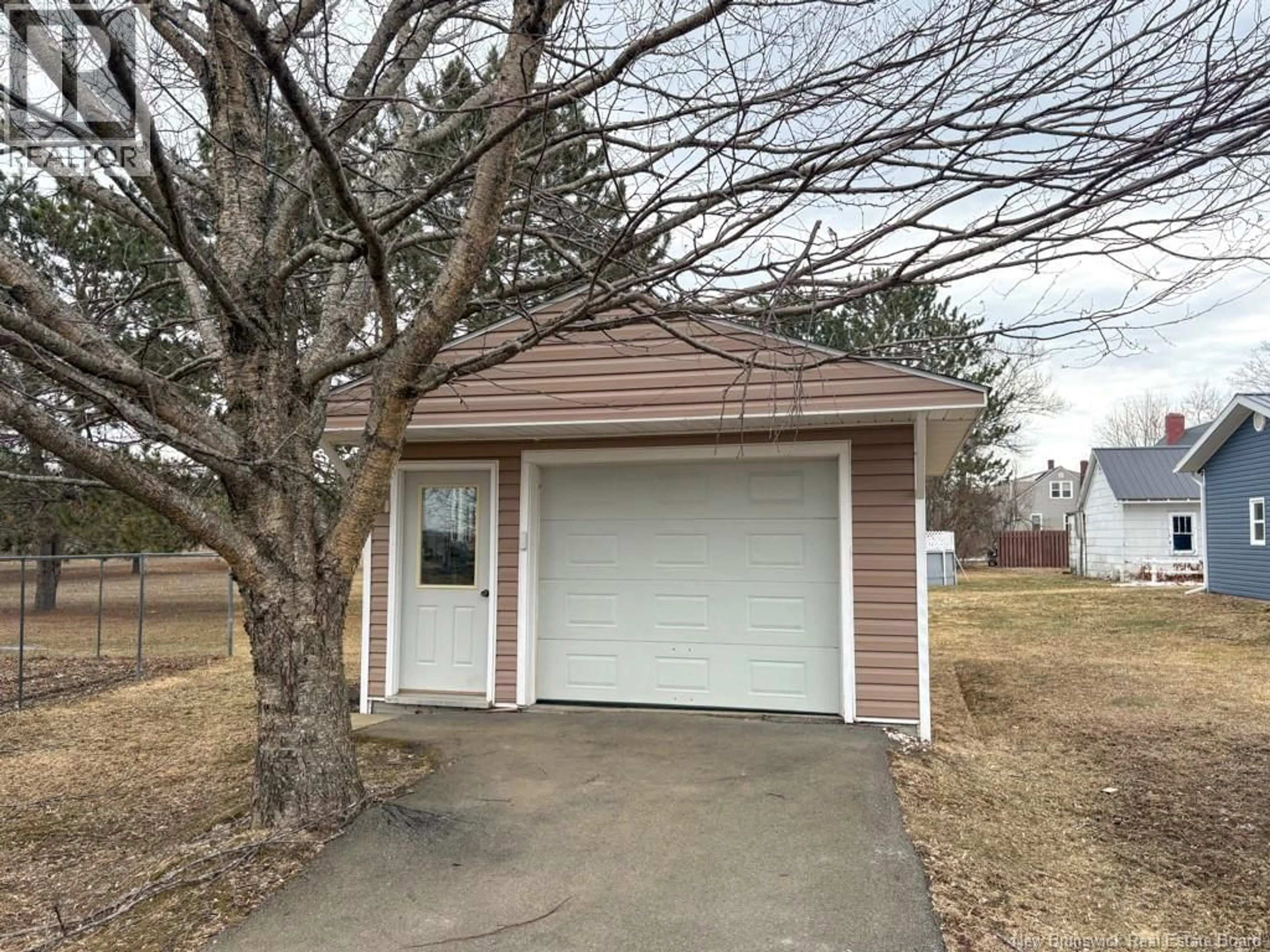 Shed for 180 HOULTON ROAD, Woodstock New Brunswick E7M1Z1