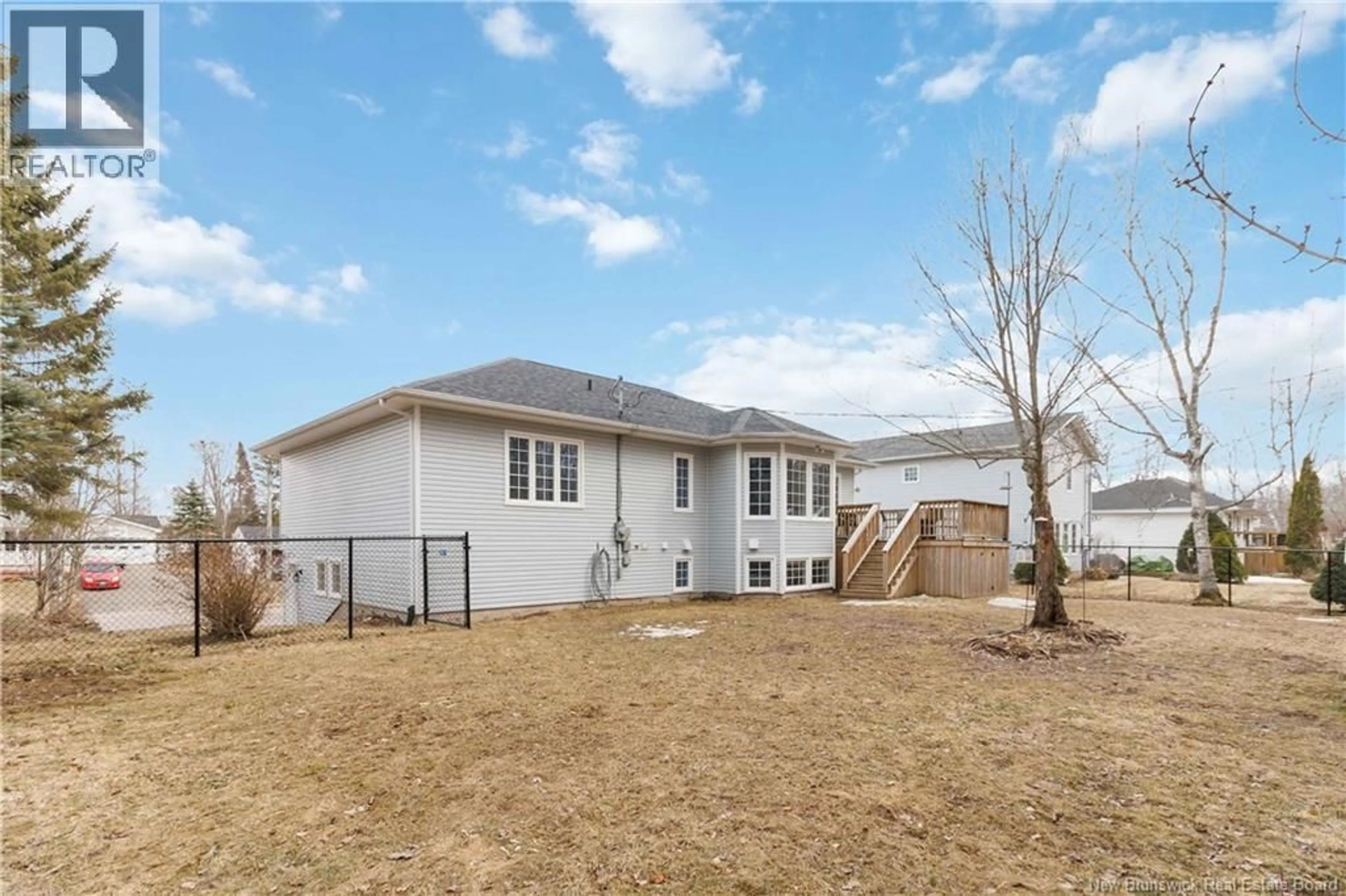 Home with vinyl exterior material, unknown for 50 GOLDSBORO AVENUE, Riverview New Brunswick E1B4K4