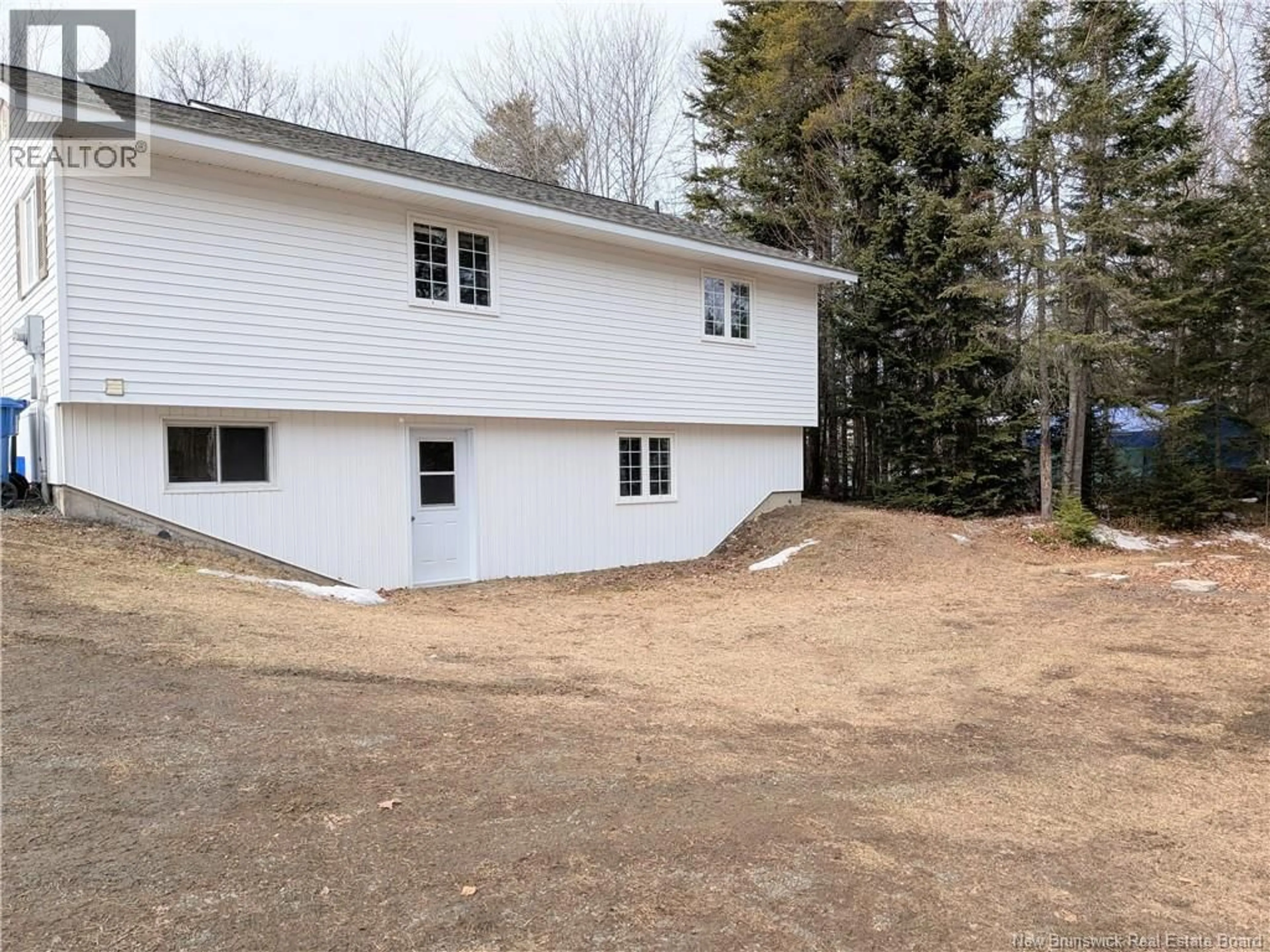A pic from outside/outdoor area/front of a property/back of a property/a pic from drone, unknown for 152 MCCOSH CRESCENT, Miramichi New Brunswick E1V5W8