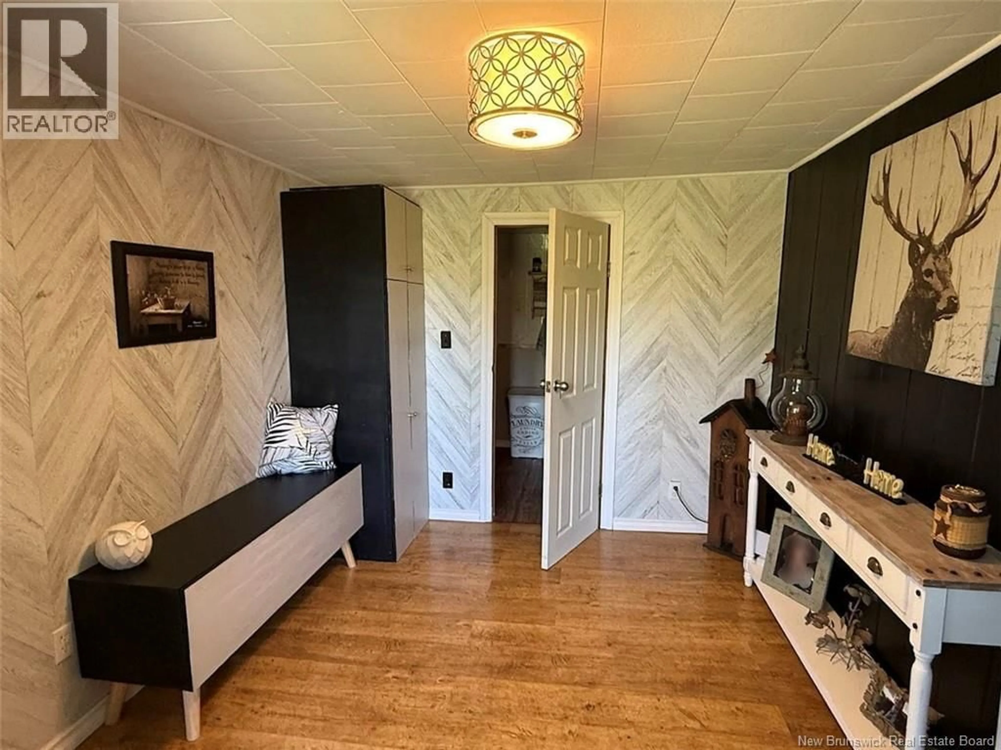 Indoor entryway for 24 RANG 8 ROAD, Edmundston New Brunswick E7B2P8