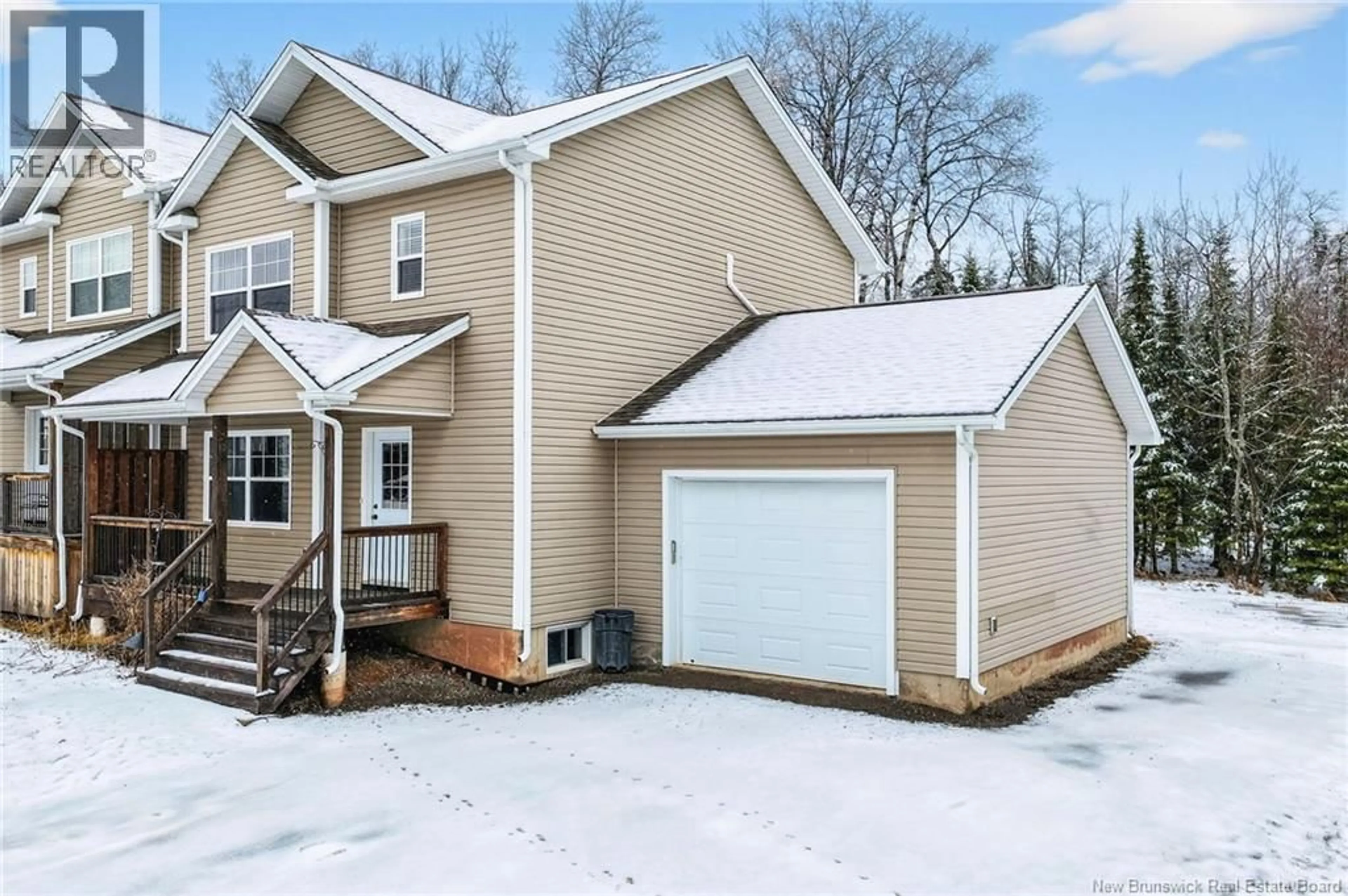 Home with vinyl exterior material, street for 171 SENESE, Moncton New Brunswick E1E0B9