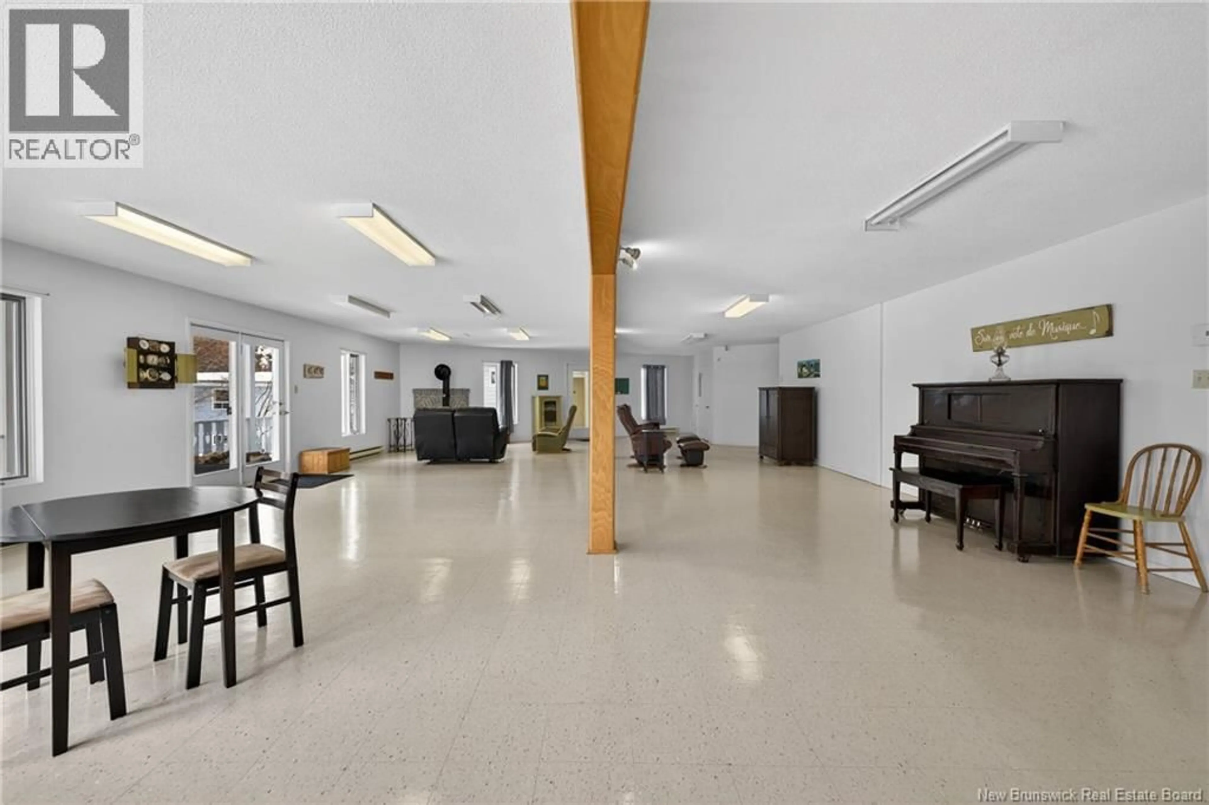 Lobby for 15 BENJAMIN PORTAGE NORTH, Benjamin River New Brunswick E8G1N9