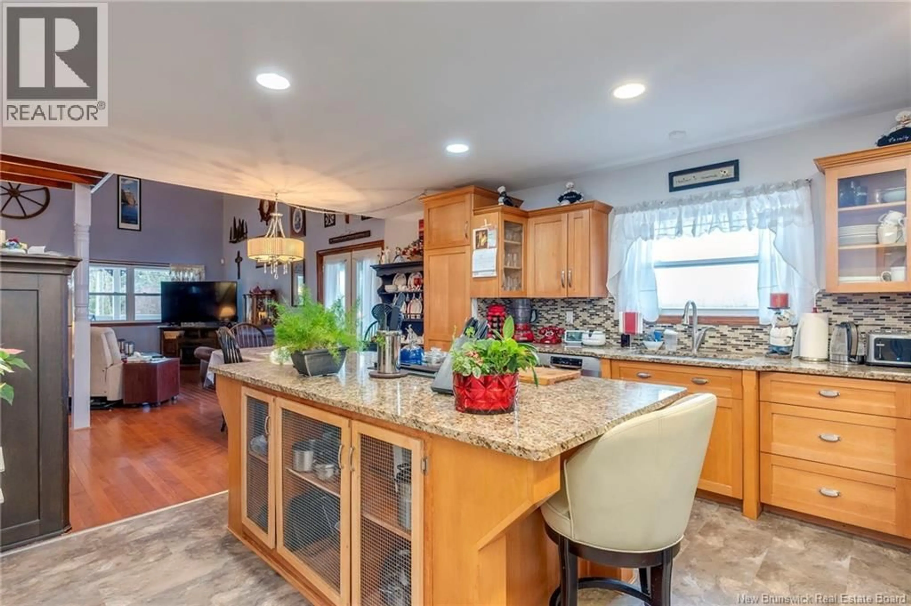 Open concept kitchen, unknown for 19 NECK ROAD, Summerville New Brunswick E5S1A3