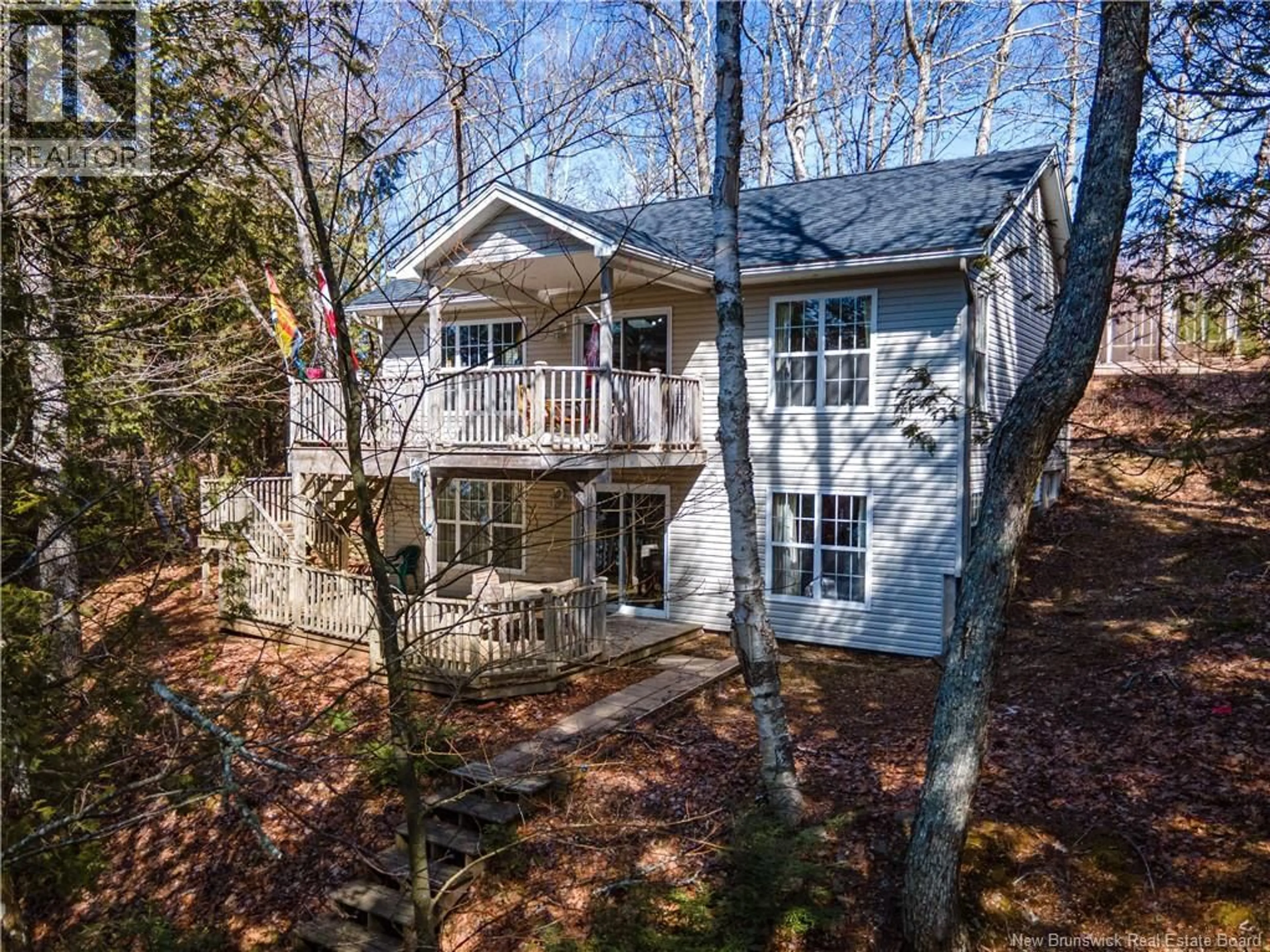 Home with vinyl exterior material, unknown for 16 PHYLLIS LANE, Wickham New Brunswick E5T1L3