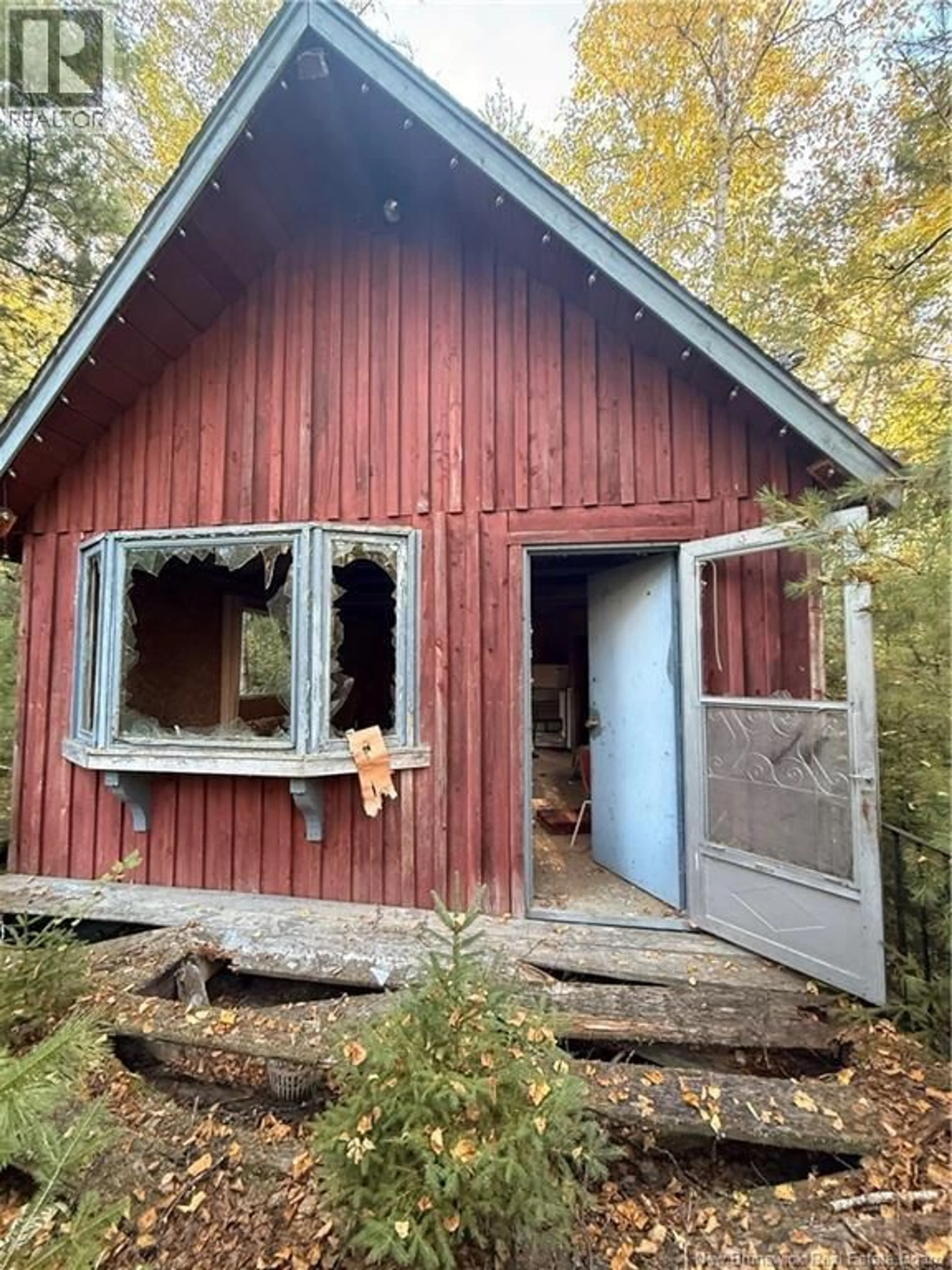 Shed for CAMP L'EGLISE ROAD, Saint-Norbert New Brunswick E4S2N2