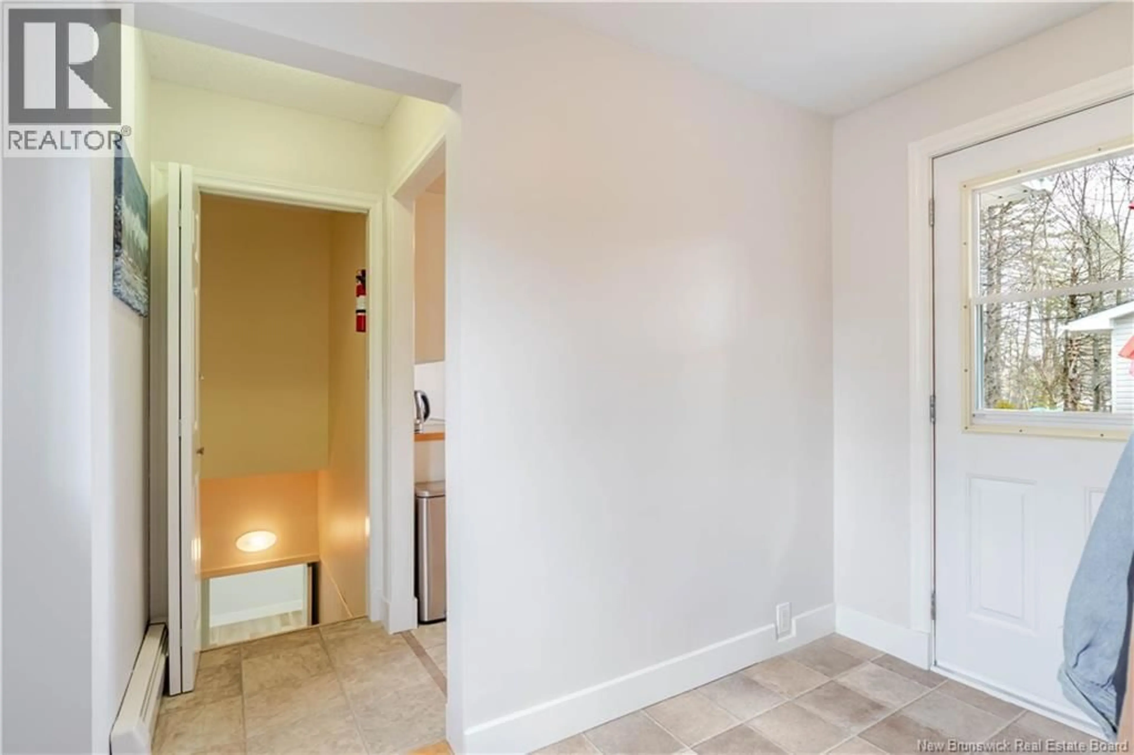 Indoor entryway for 63 TOPCLIFFE CRESCENT, Fredericton New Brunswick E3B4P8