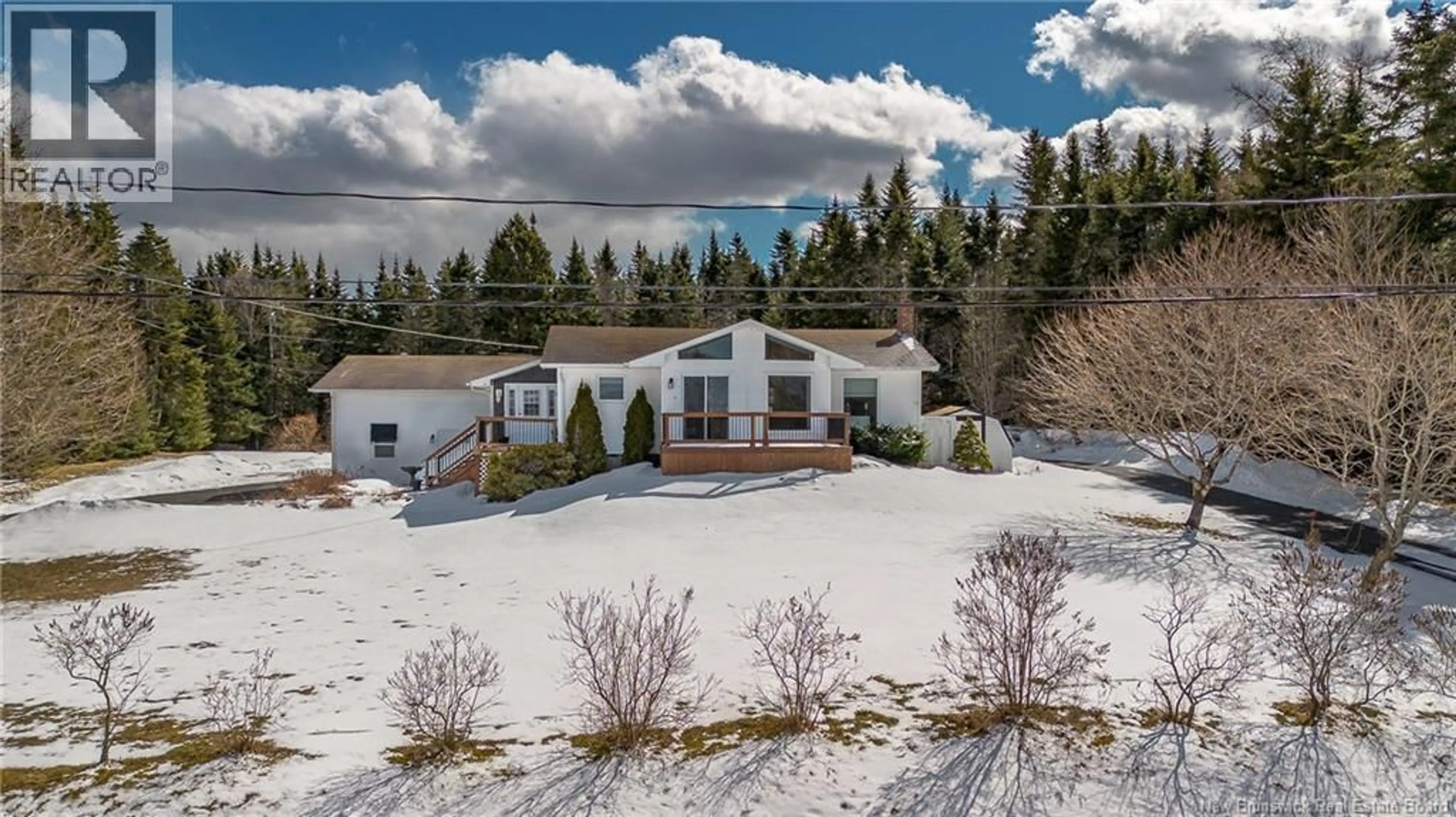 A pic from outside/outdoor area/front of a property/back of a property/a pic from drone, mountain view for 144 TAYLOR LAKE ROAD, Willow Grove New Brunswick E2S1R2