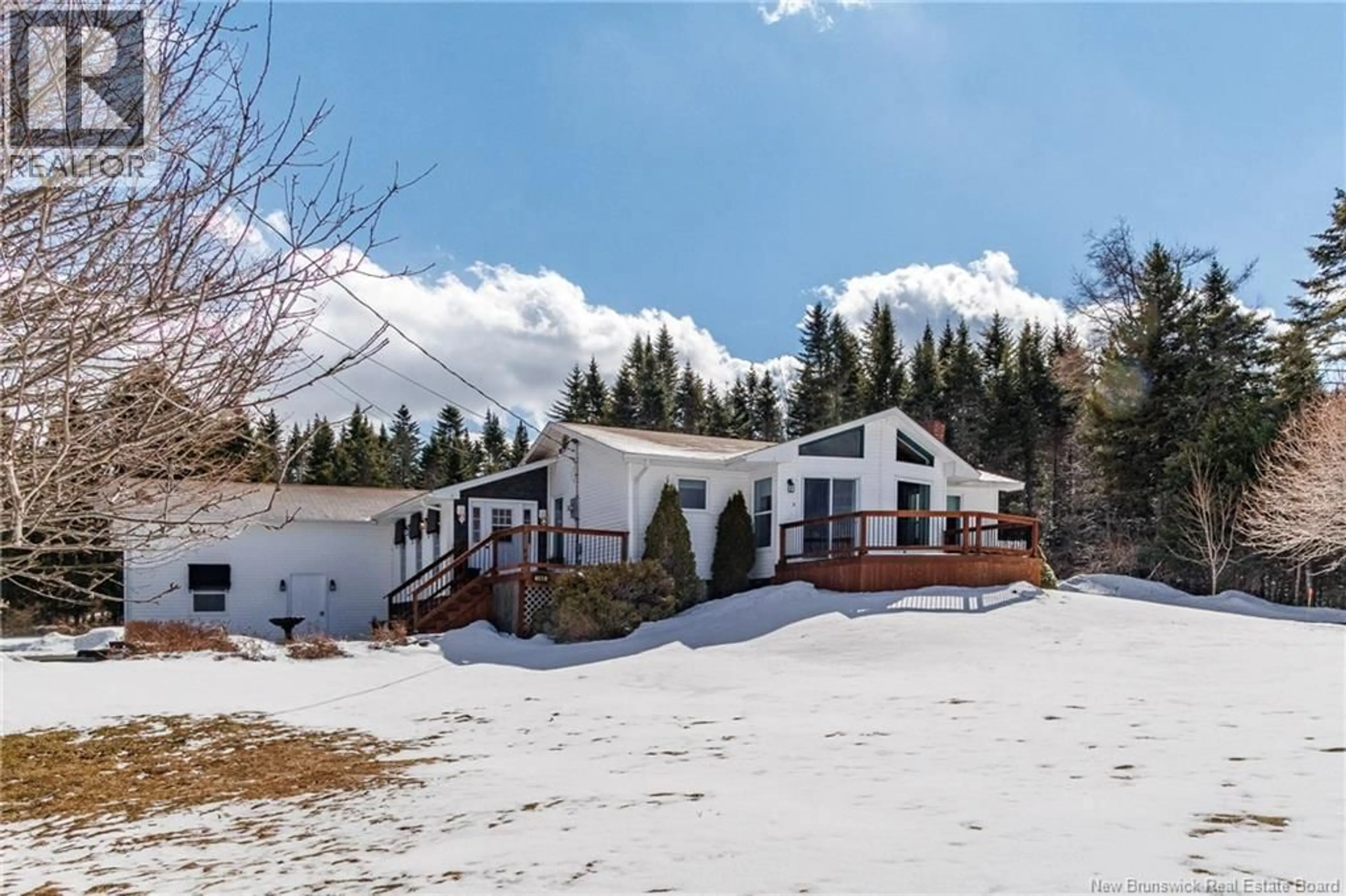 A pic from outside/outdoor area/front of a property/back of a property/a pic from drone, mountain view for 144 TAYLOR LAKE ROAD, Willow Grove New Brunswick E2S1R2