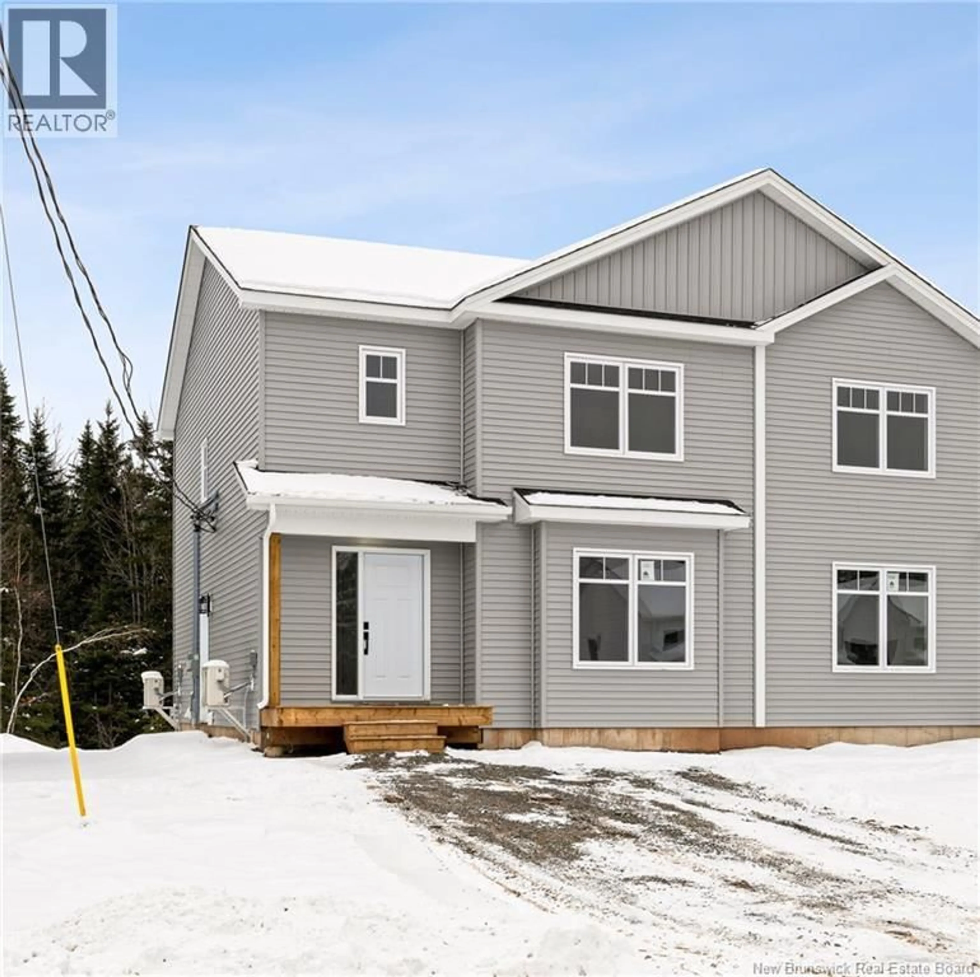 Home with vinyl exterior material, unknown for 121 BEAU DOMAINE, Dieppe New Brunswick E1A9H5