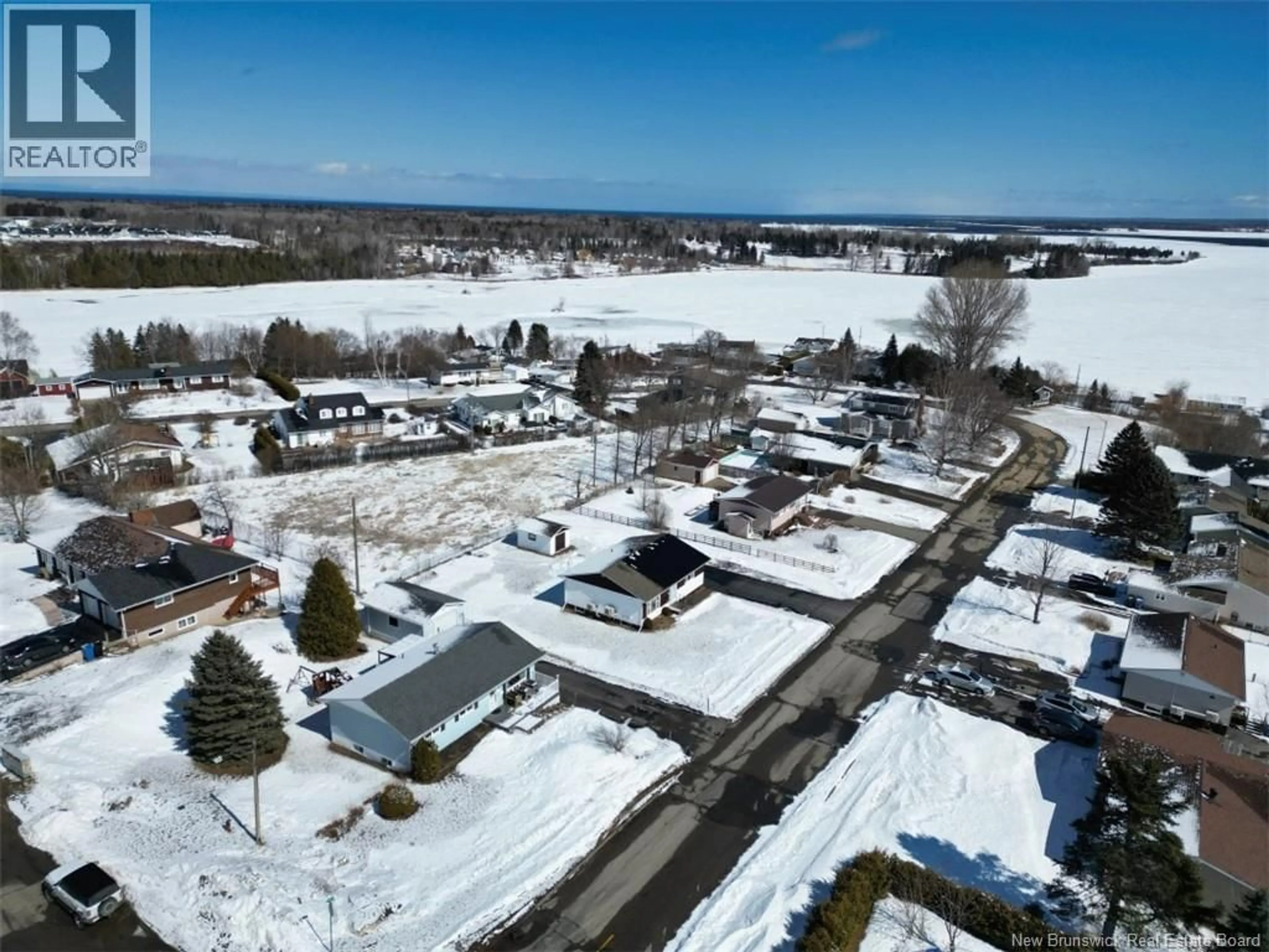 A pic from outside/outdoor area/front of a property/back of a property/a pic from drone, street for 190 NEIL, Bathurst New Brunswick E2A3E4
