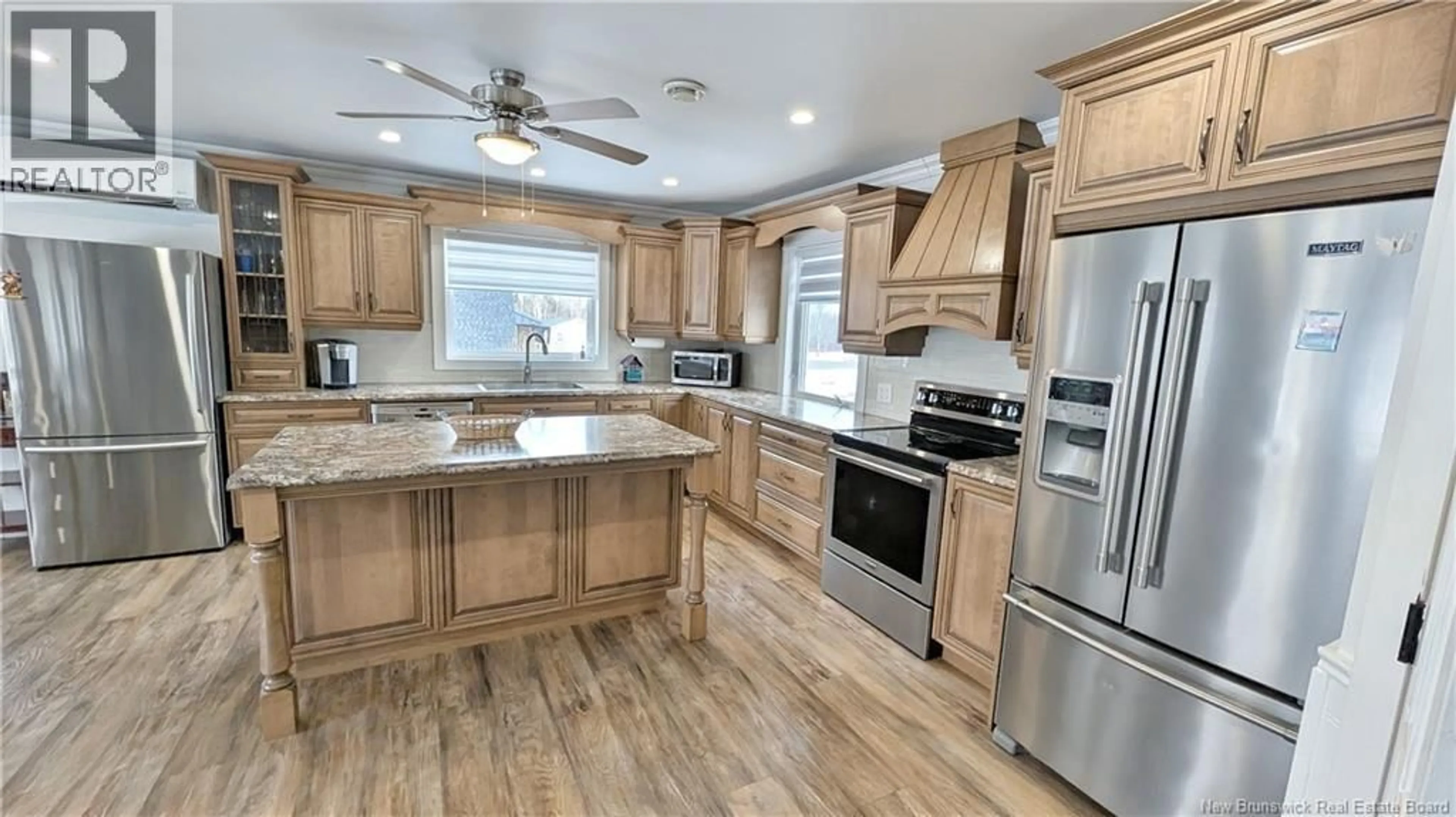 Open concept kitchen, unknown for 703 RUE BASPUITS, Tracadie New Brunswick E1X1A5