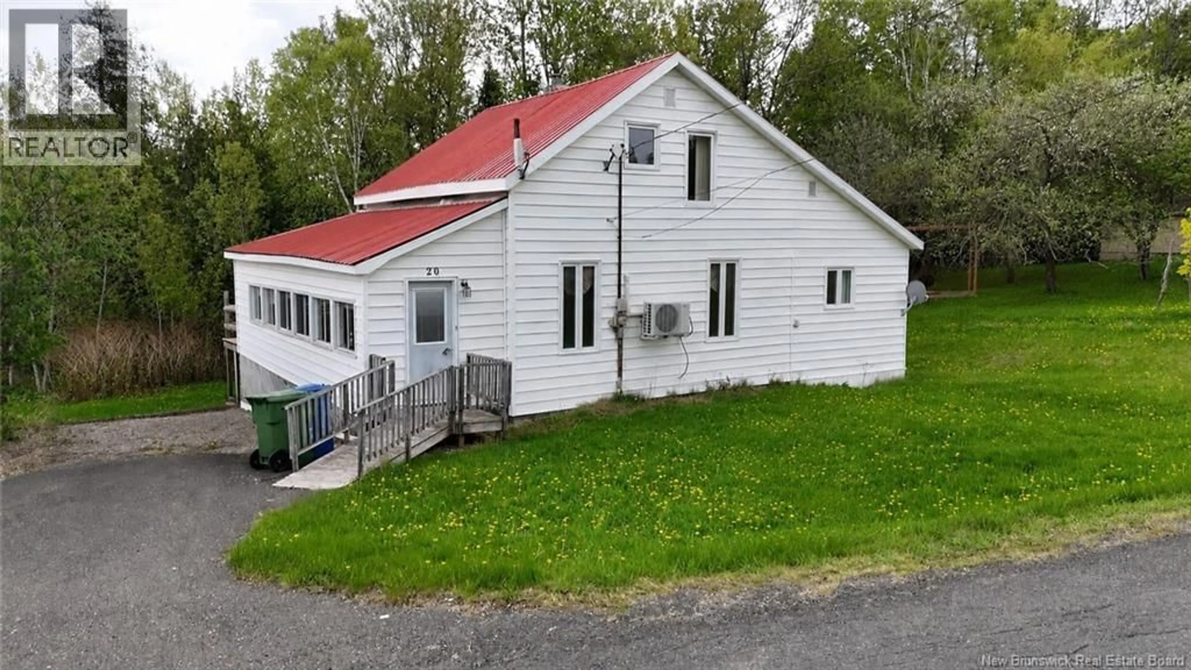 A pic from outside/outdoor area/front of a property/back of a property/a pic from drone, building for 20 ROULSTON AVENUE, Plaster Rock New Brunswick E7G2R2
