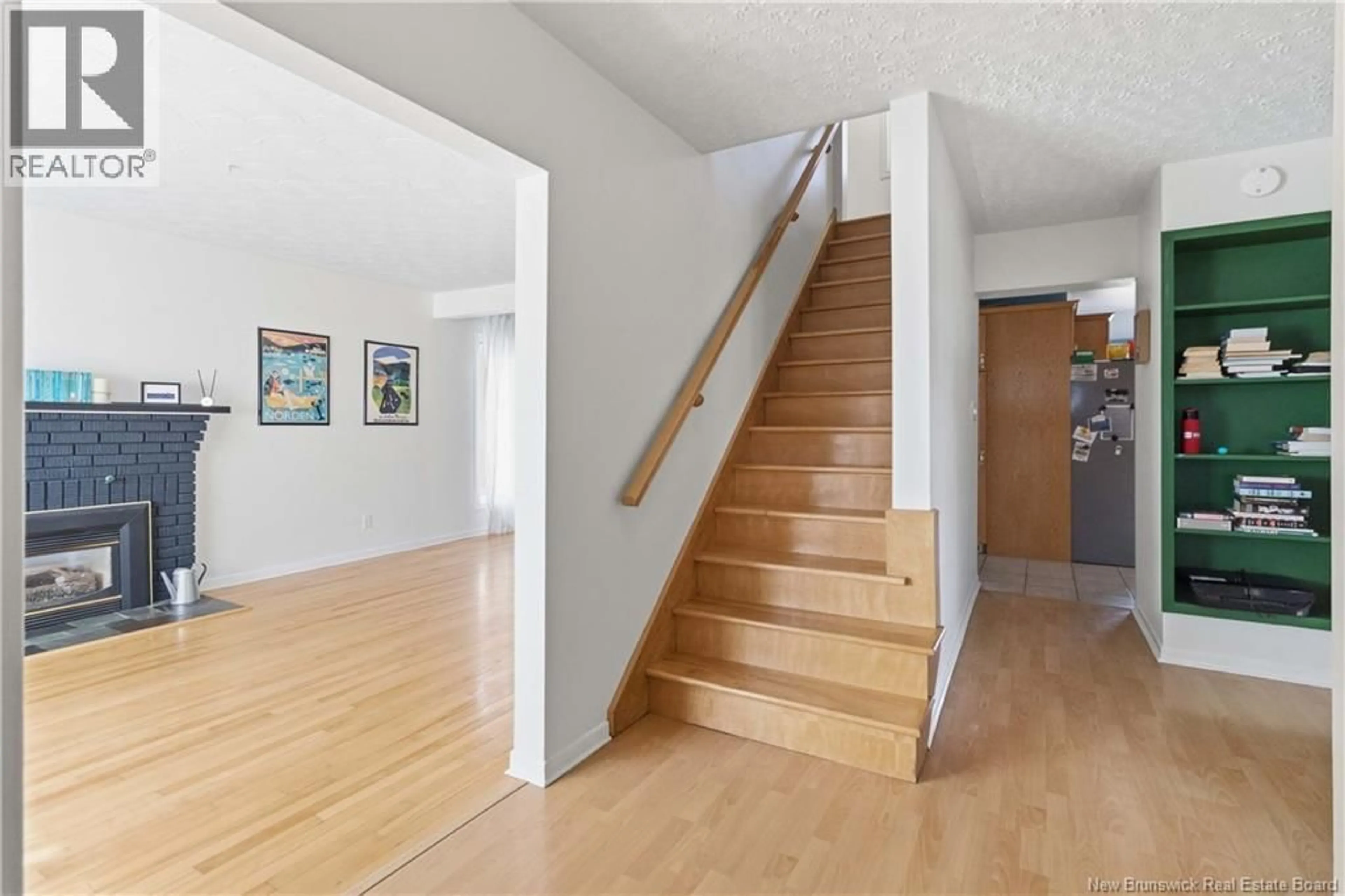 Indoor foyer for 133 YORK STREET, Moncton New Brunswick E1C2Z1