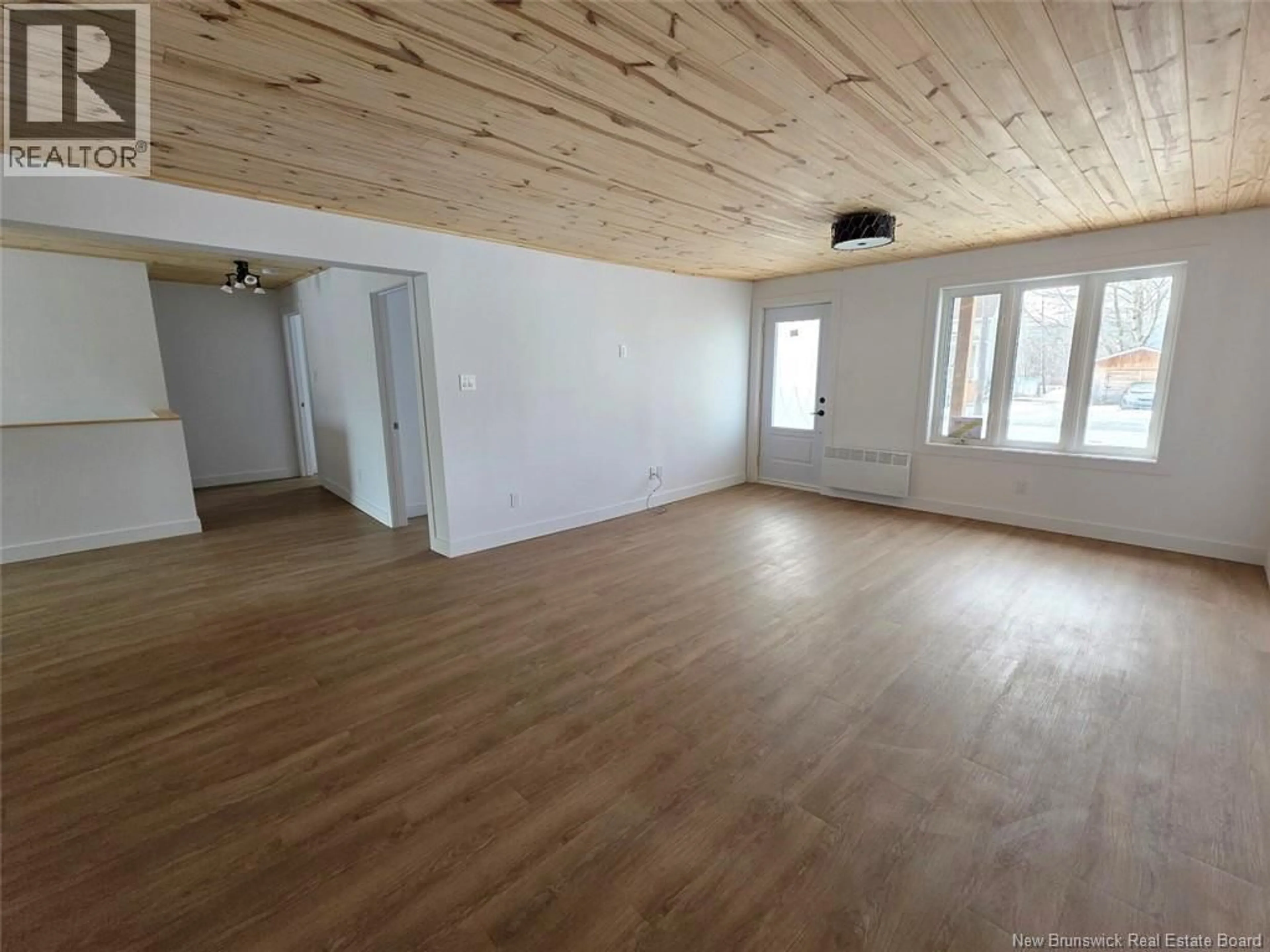 A pic of a room for 195 PRINCIPALE STREET, Sainte-Anne-De-Madawaska New Brunswick E7E1B8