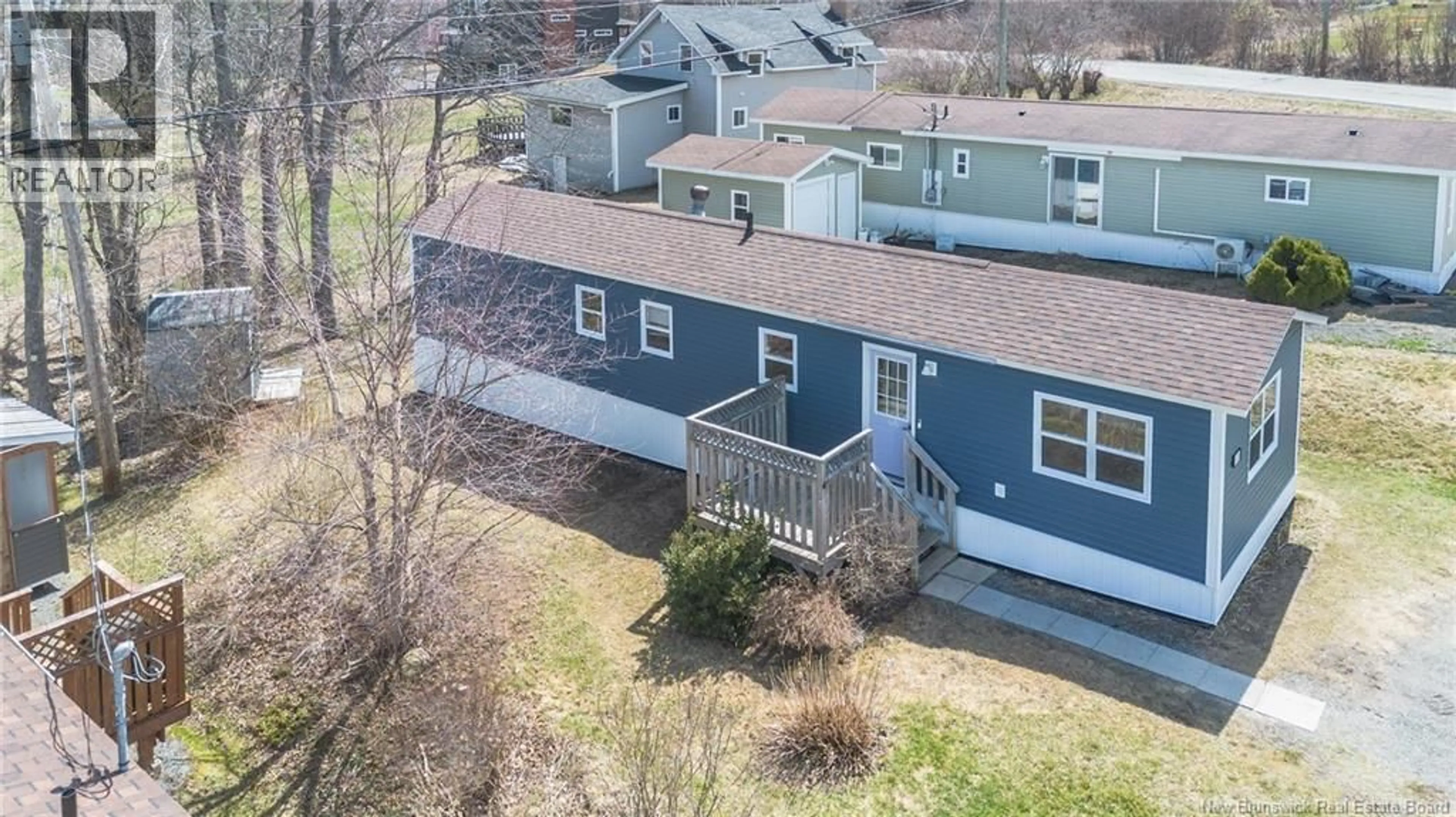 A pic from outside/outdoor area/front of a property/back of a property/a pic from drone, unknown for 2 MACINTOSH STREET, Fredericton New Brunswick E3C1L8