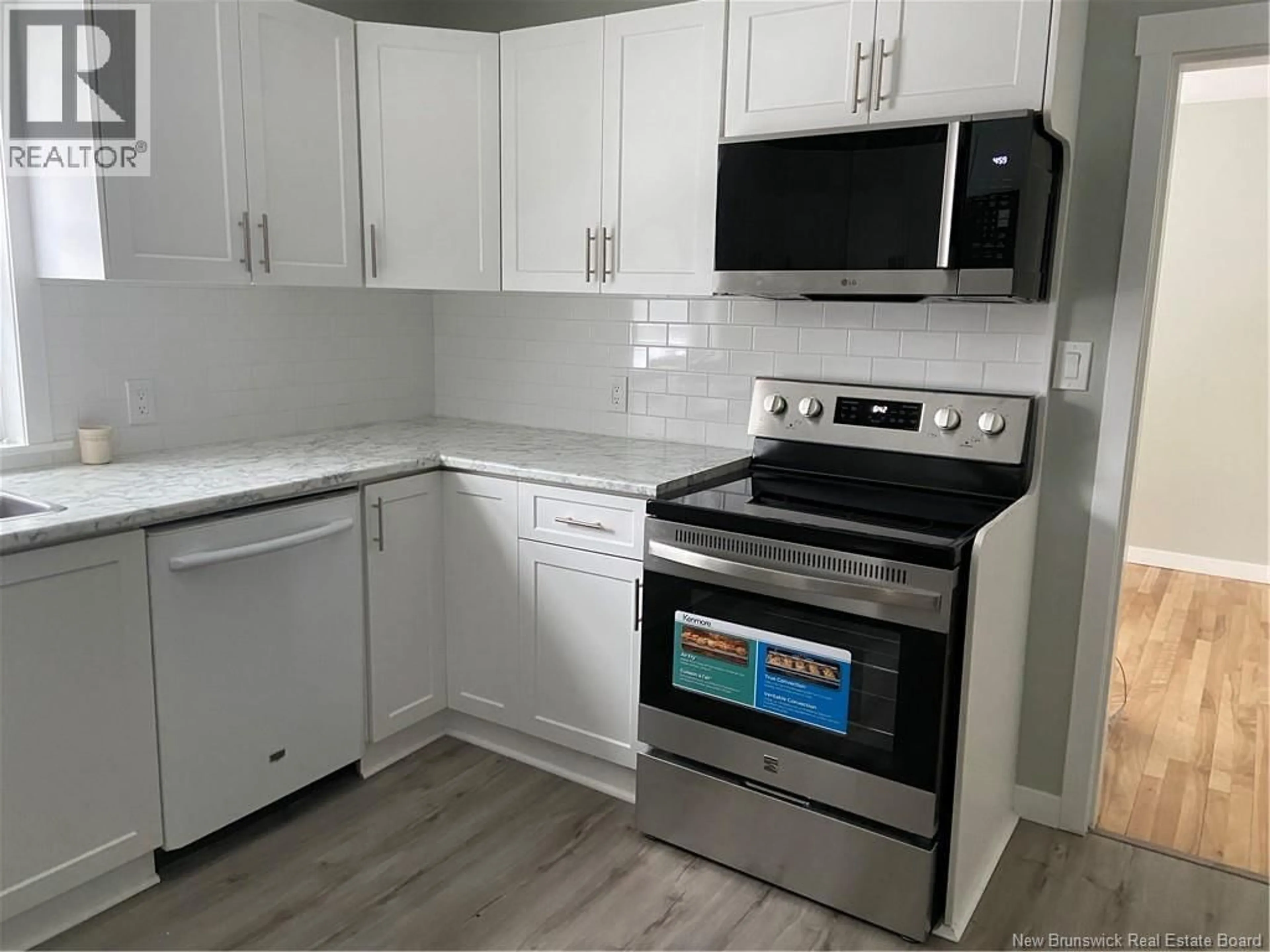 Standard kitchen, unknown for 130 AUDREY ROAD, Riverview New Brunswick E1B1P5