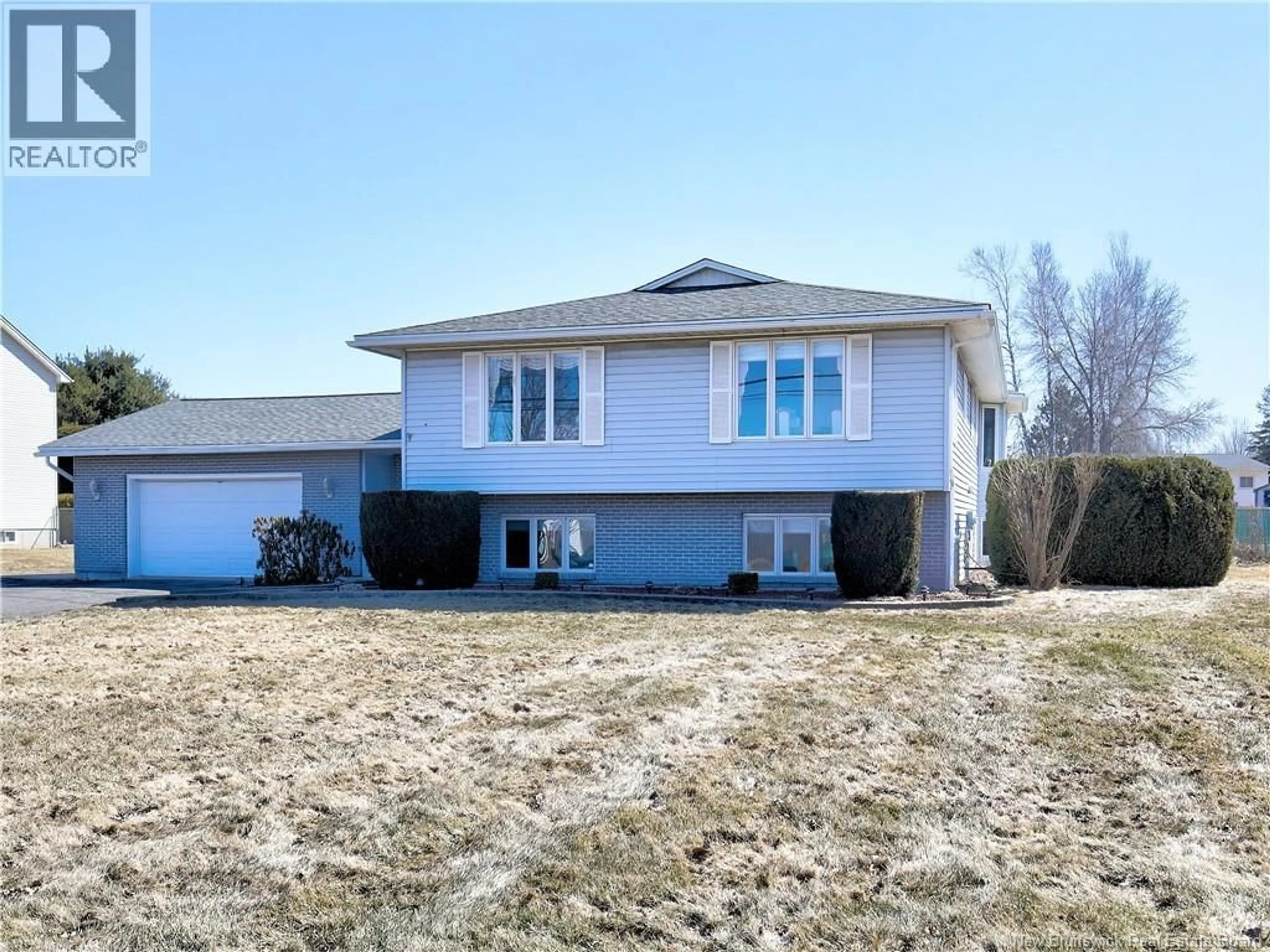 A pic from outside/outdoor area/front of a property/back of a property/a pic from drone, unknown for 749 WAASIS ROAD, Oromocto New Brunswick E2V2N4