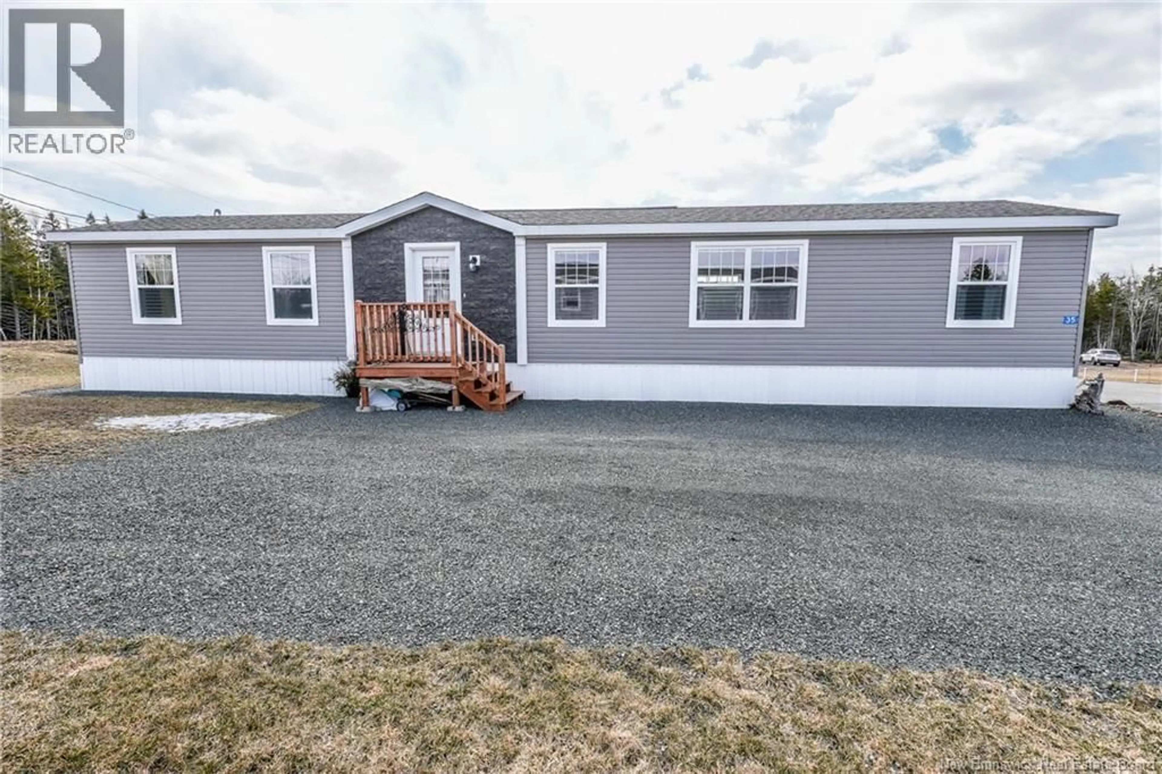 Home with vinyl exterior material, unknown for 35 HARVEST LANE, St George New Brunswick E5C0J3