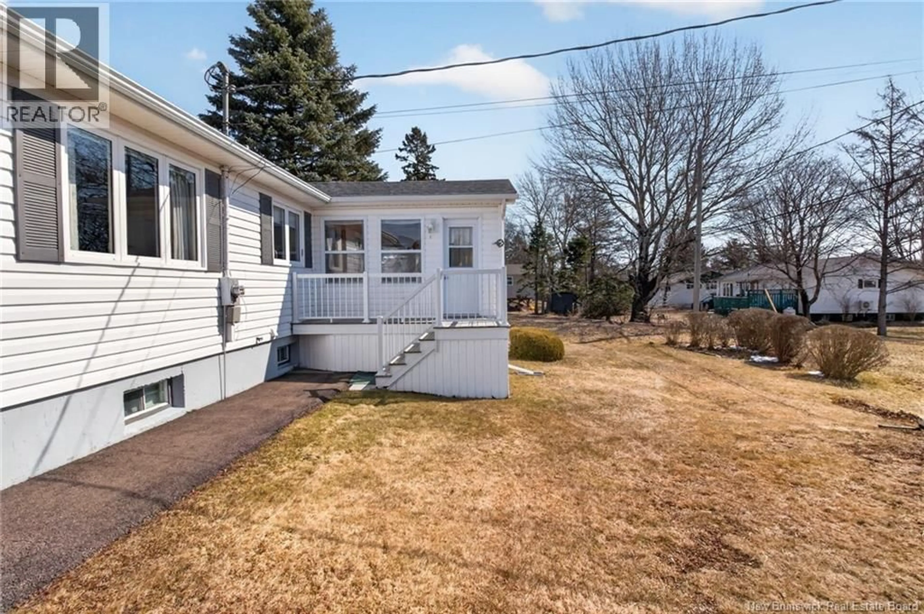 Unknown for 131 QUEEN MARY ROAD, Moncton New Brunswick E1A3P4