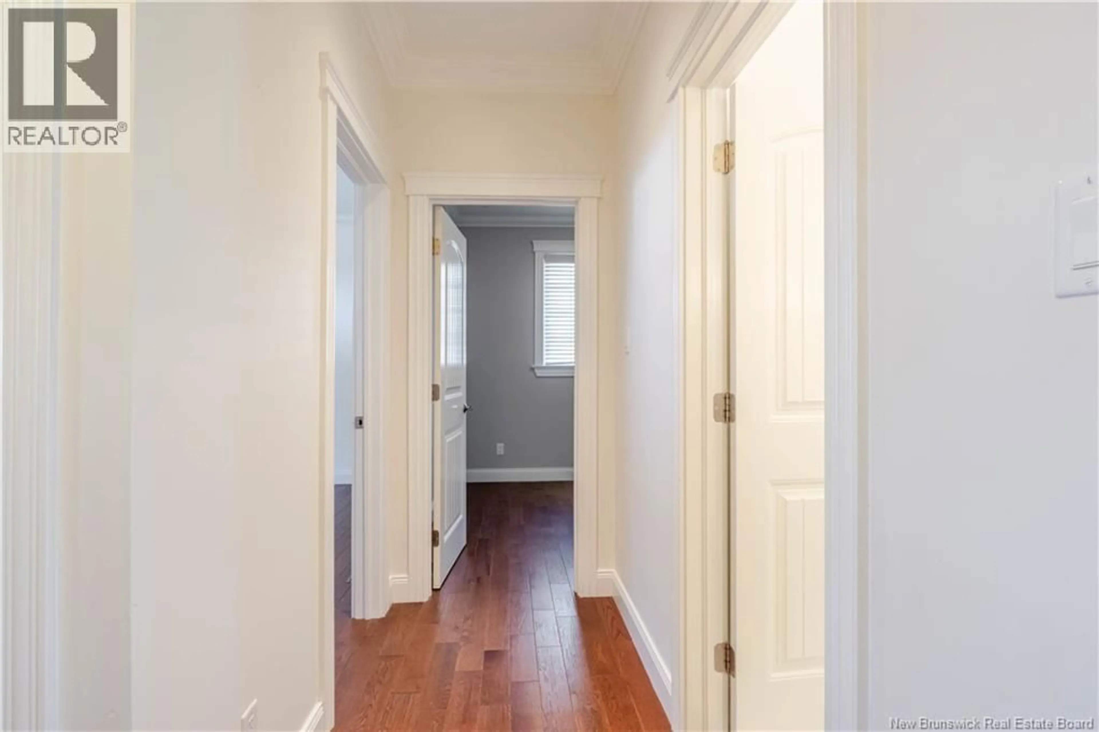 Indoor entryway for 686 HILLCREST DRIVE, Fredericton New Brunswick E3A5L9