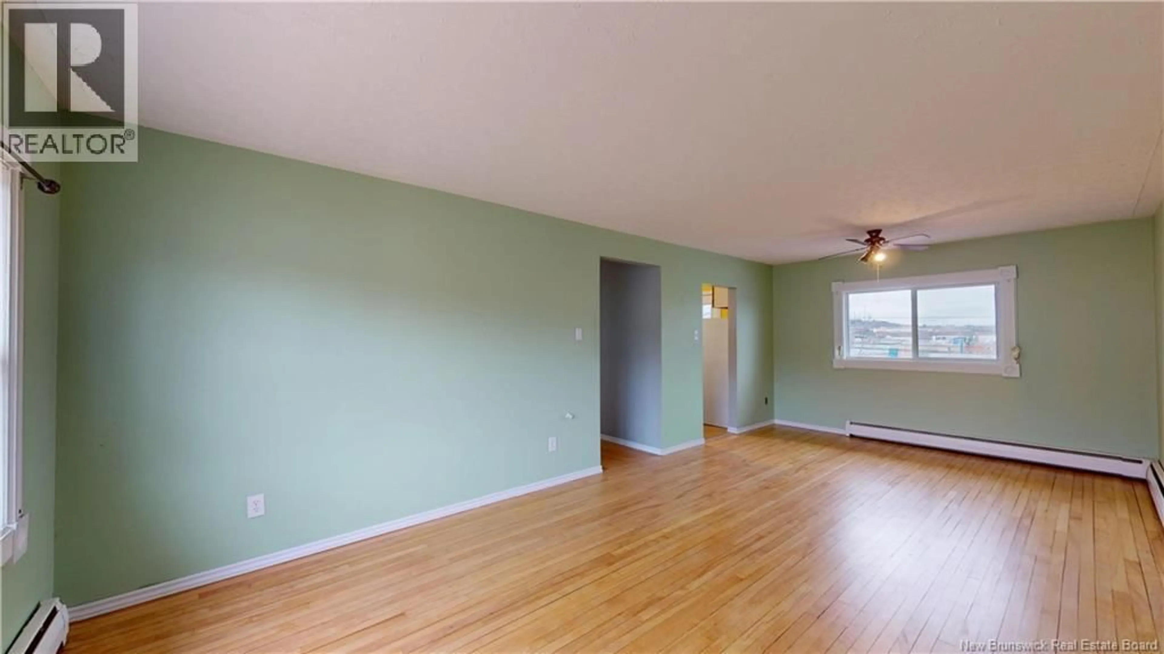 A pic of a room for 14 MOUNTAIN ROAD, Saint John New Brunswick E2J2W8