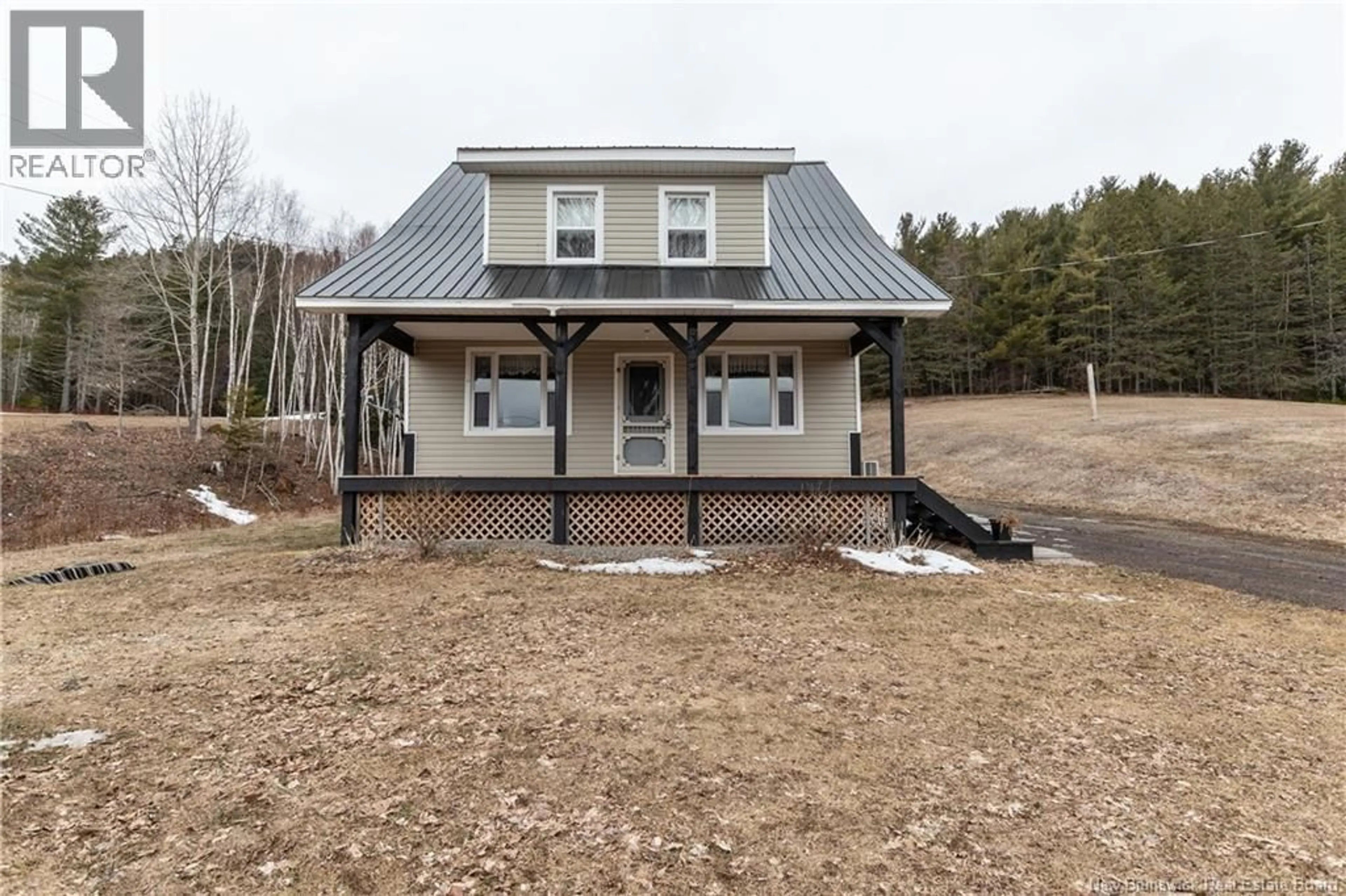 Home with vinyl exterior material, unknown for 110 HILLSIDE ROAD, Elgin New Brunswick E4Z2L3