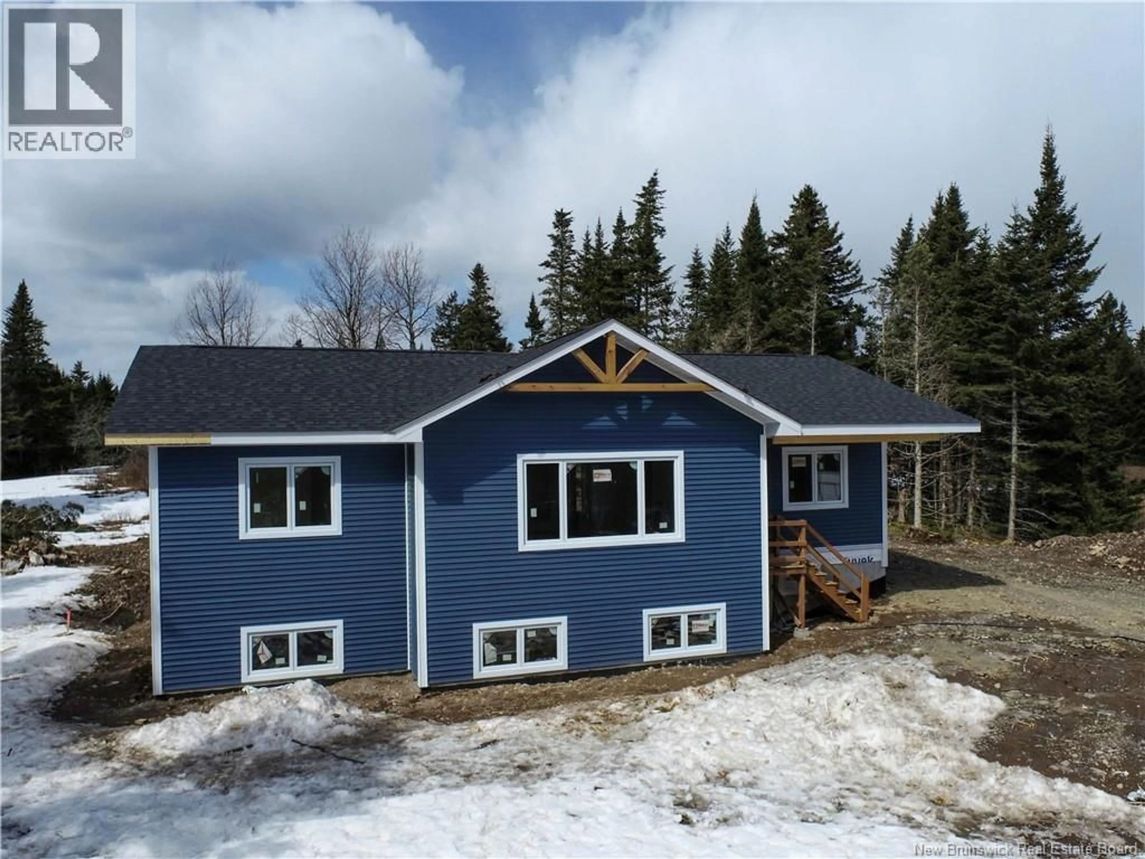 Home with vinyl exterior material, building for 185 BASE ROAD, Willow Grove New Brunswick E2S1N4