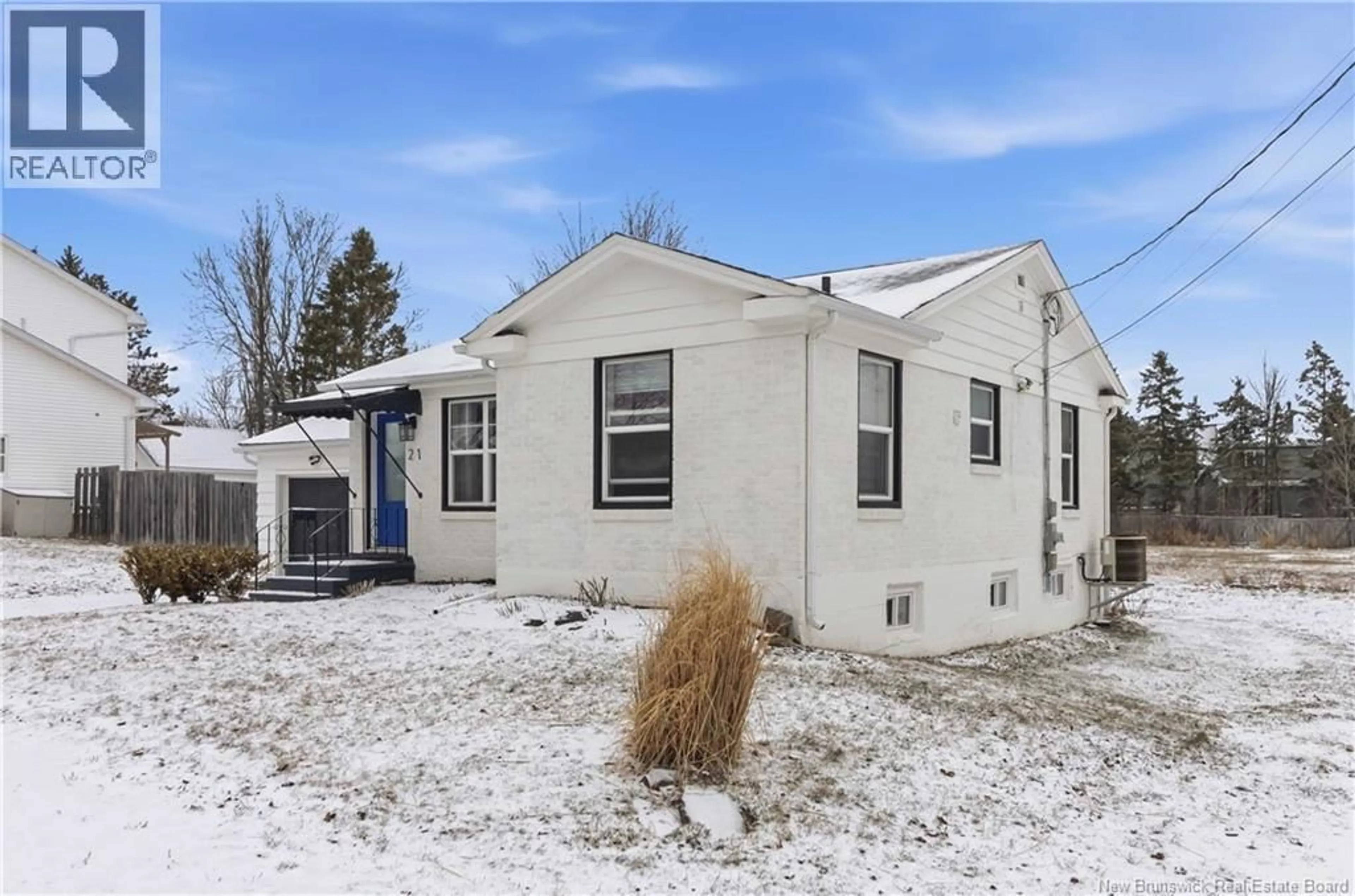 Home with vinyl exterior material, street for 21 KENMORE DRIVE, Moncton New Brunswick E1A4J7