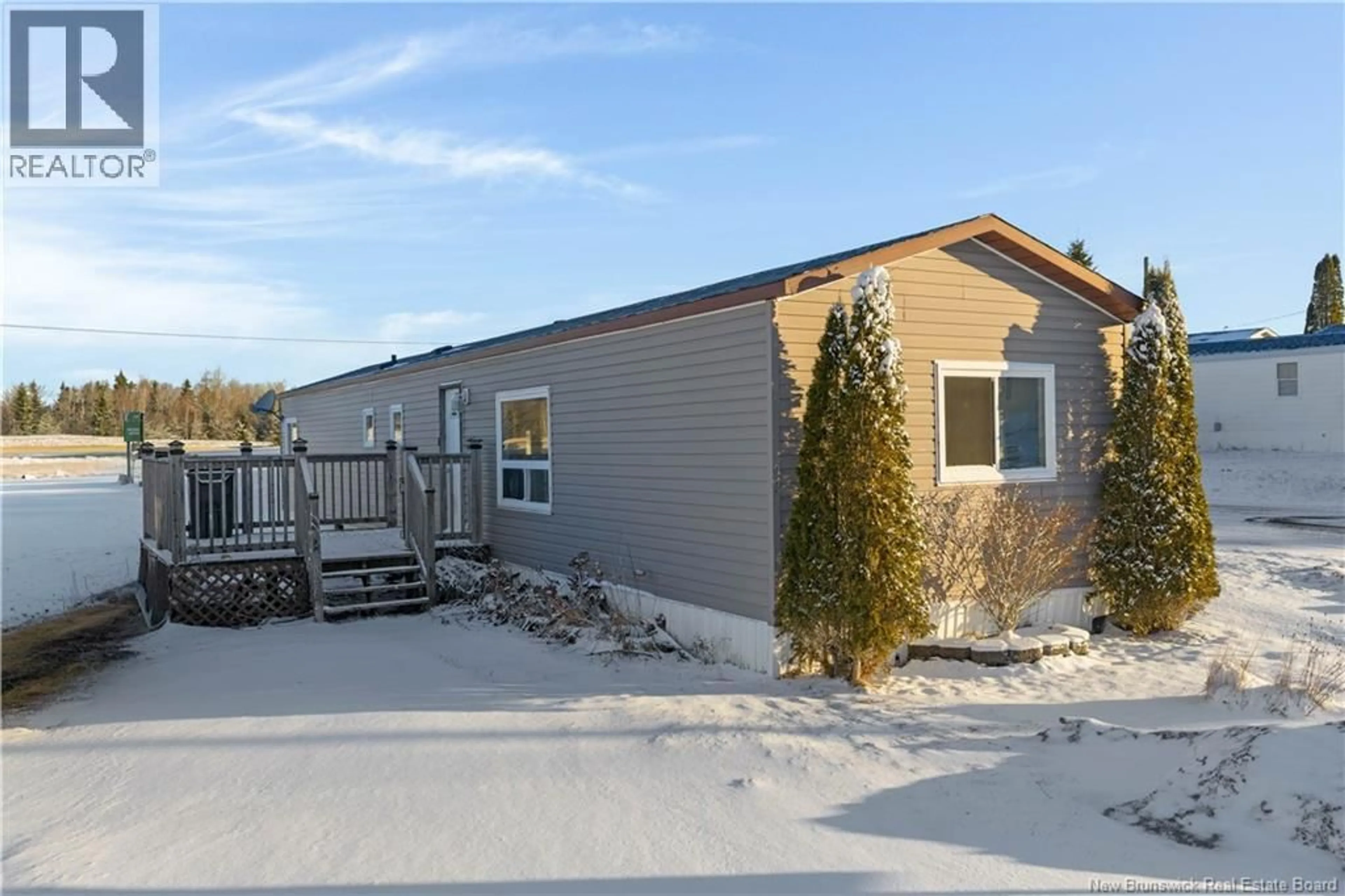 Home with vinyl exterior material, street for 27 DWAYNE AVENUE, Quispamsis New Brunswick E2G1S5