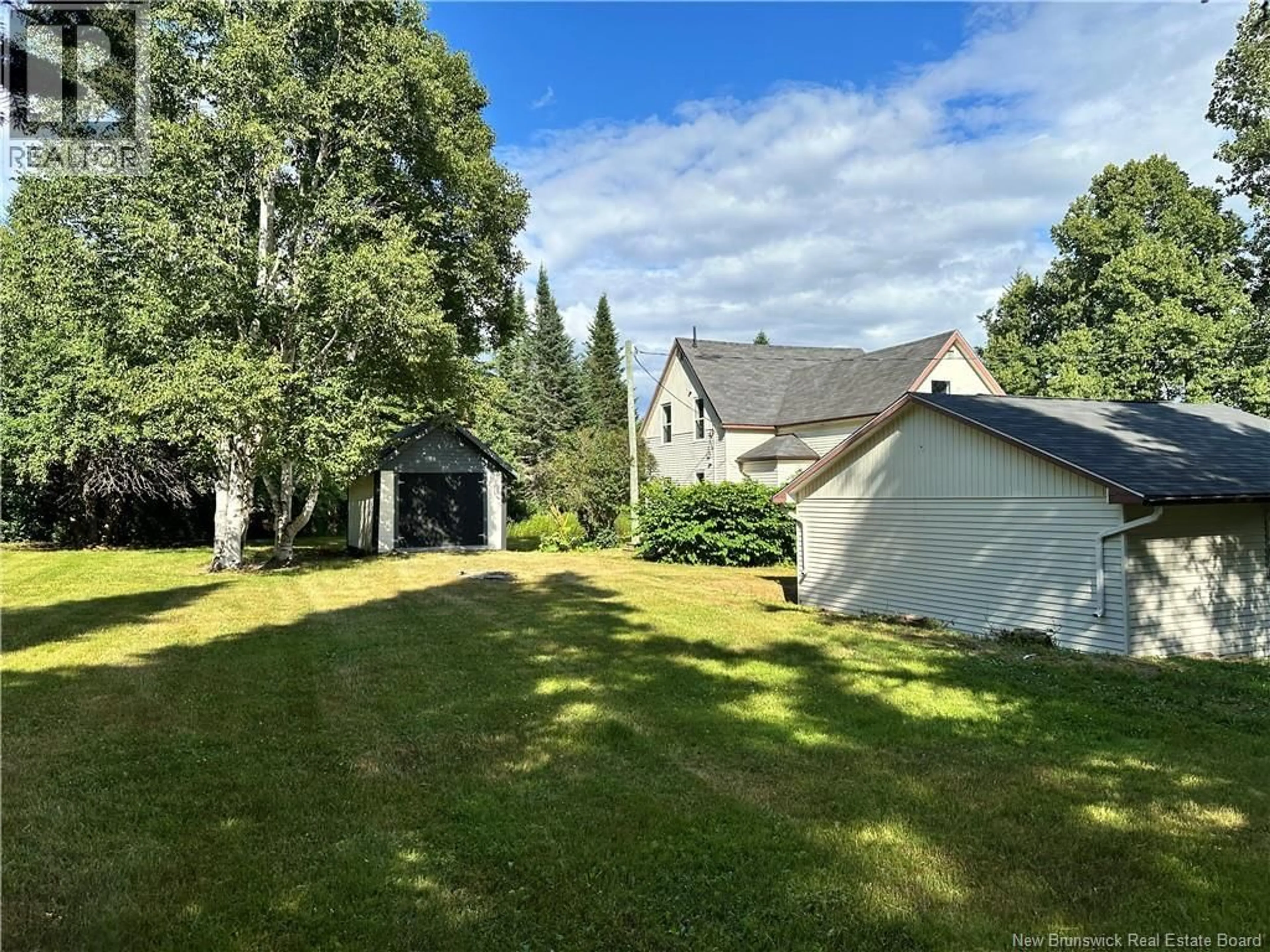 A pic from outside/outdoor area/front of a property/back of a property/a pic from drone, unknown for 3107 KING GEORGE HWY, Miramichi New Brunswick E1V7C1