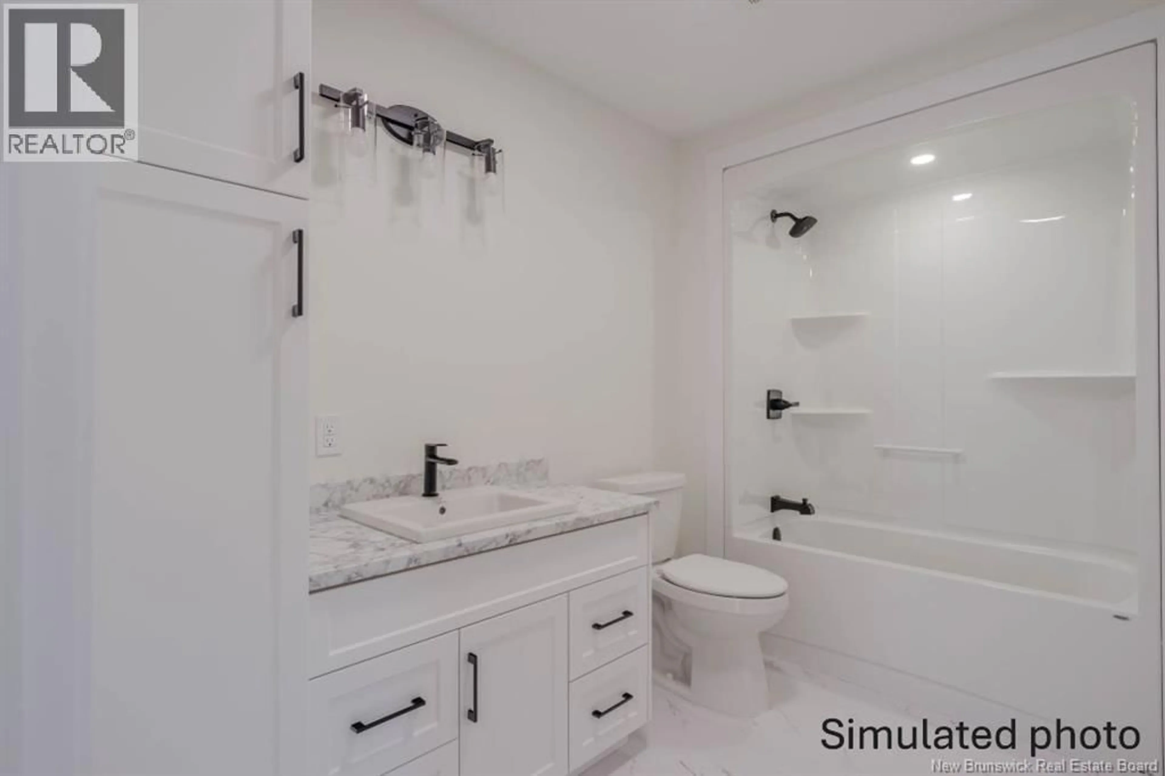 Contemporary bathroom, ceramic/tile floor for 115 GLENNORTH STREET, Fredericton New Brunswick E3G0A6
