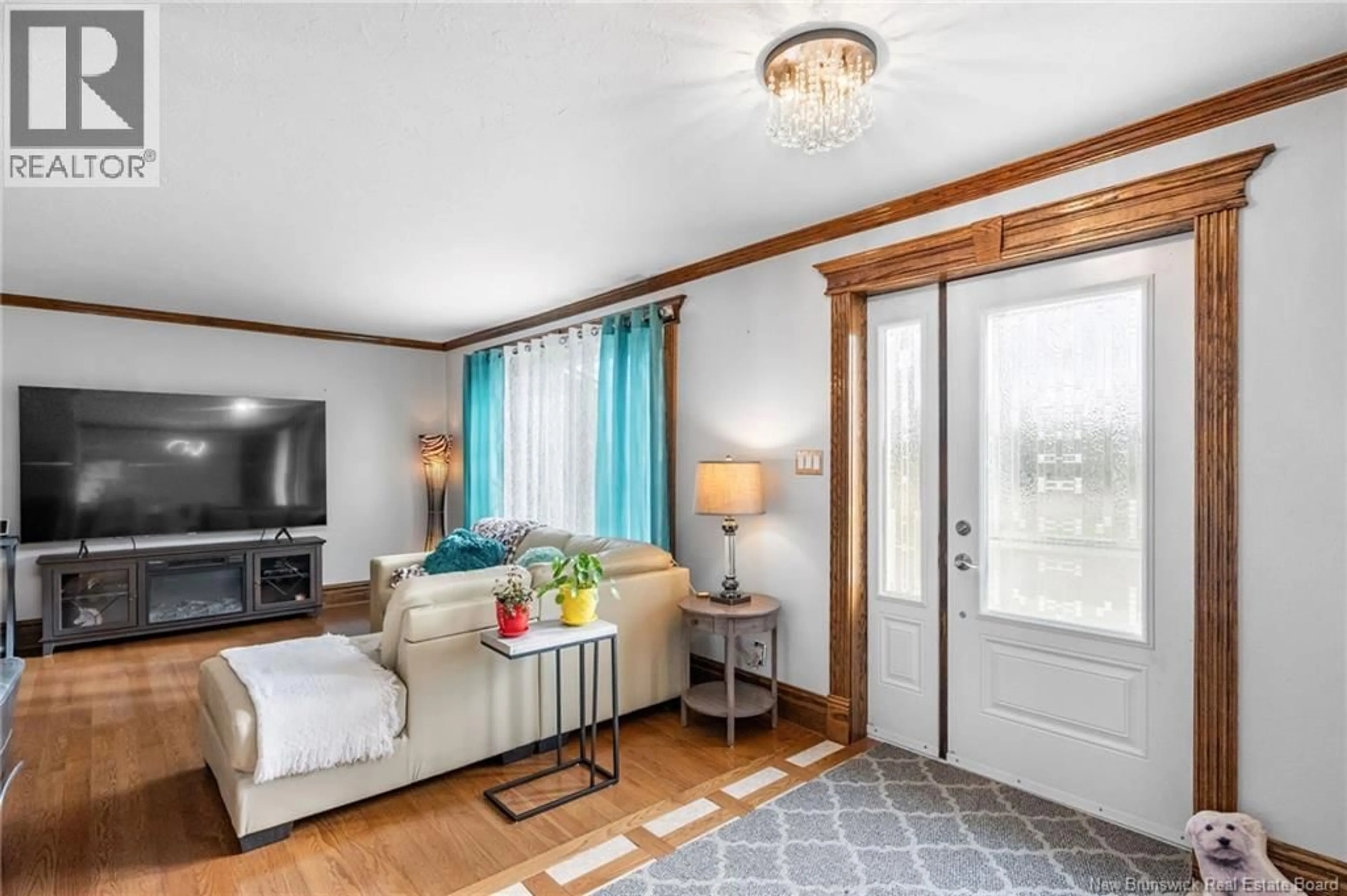 Living room with furniture, unknown for 3 CHATELLERAULT AVENUE, Saint-Antoine New Brunswick E4V1C8