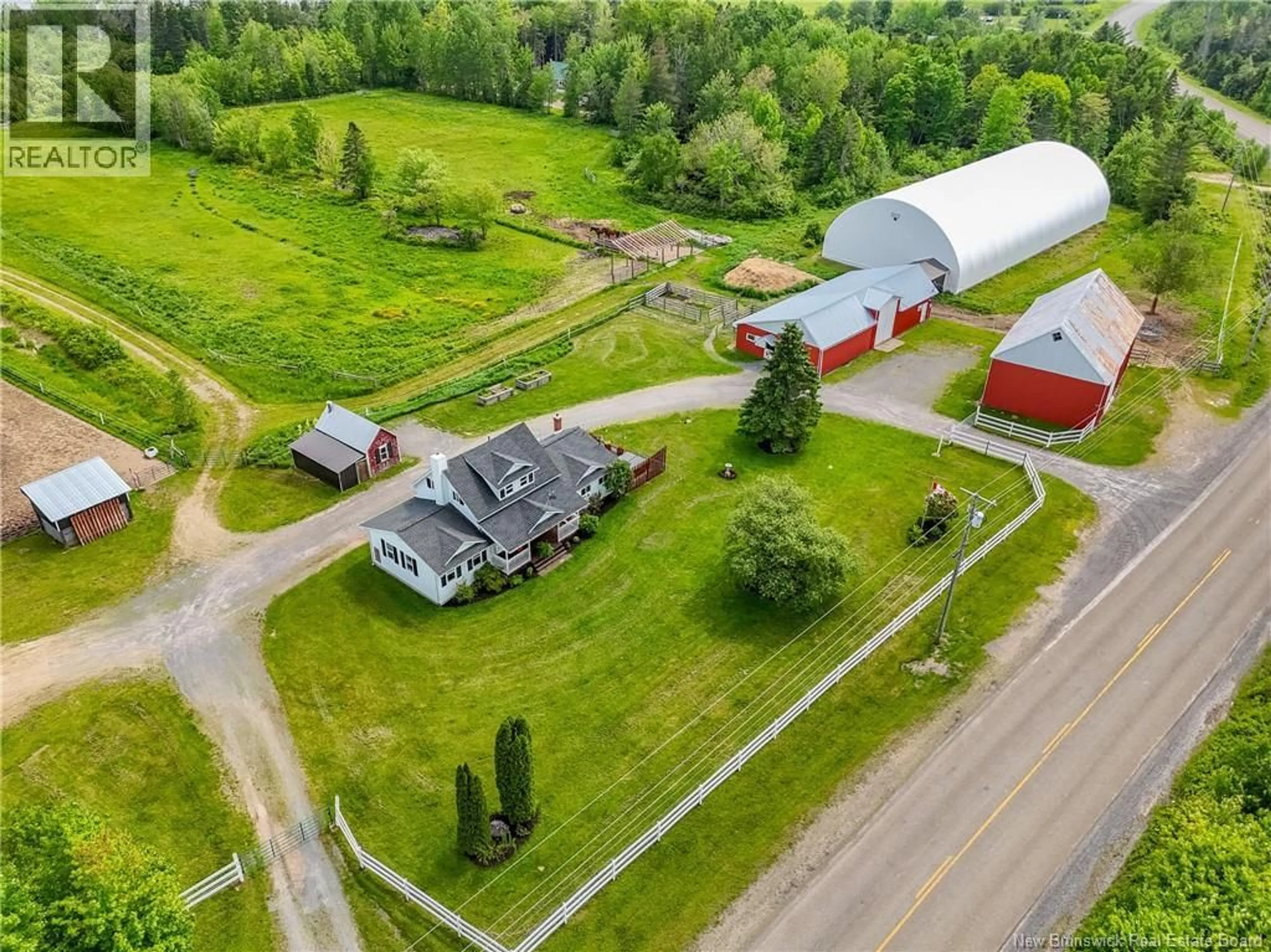 A pic from outside/outdoor area/front of a property/back of a property/a pic from drone, unknown for 3676 ROUTE 640, Yoho New Brunswick E6K2Z8
