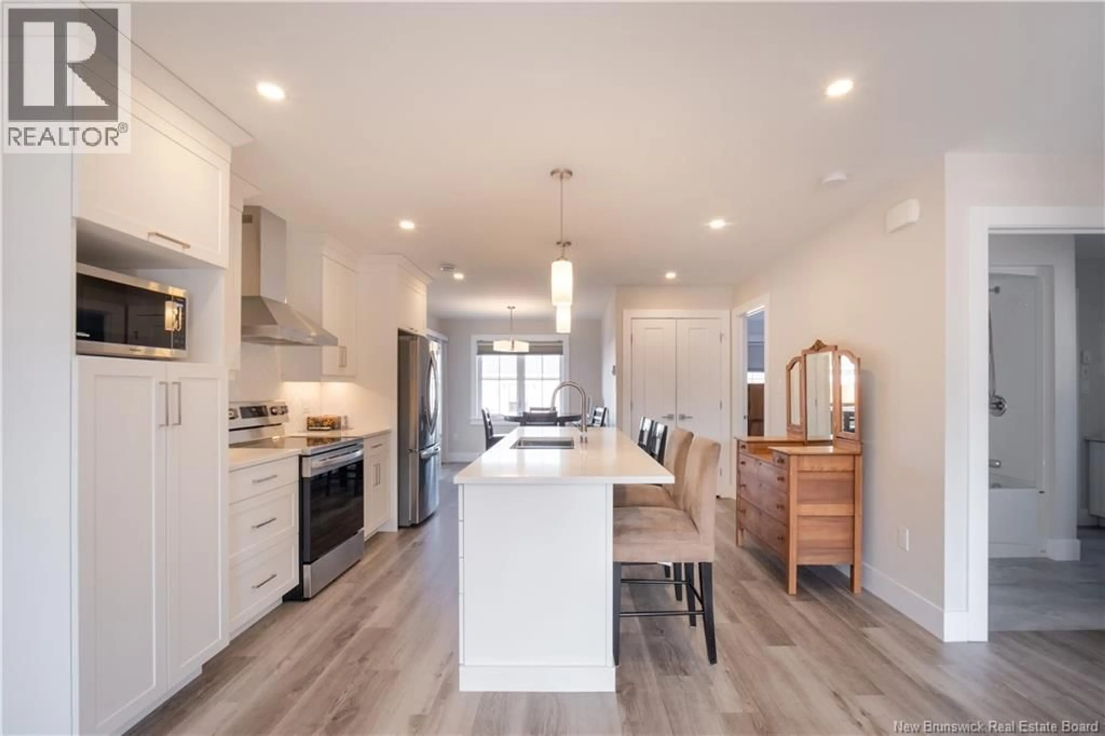 Open concept kitchen, unknown for 33 MACKINNON STREET, Grand-Barachois New Brunswick E4P0R6