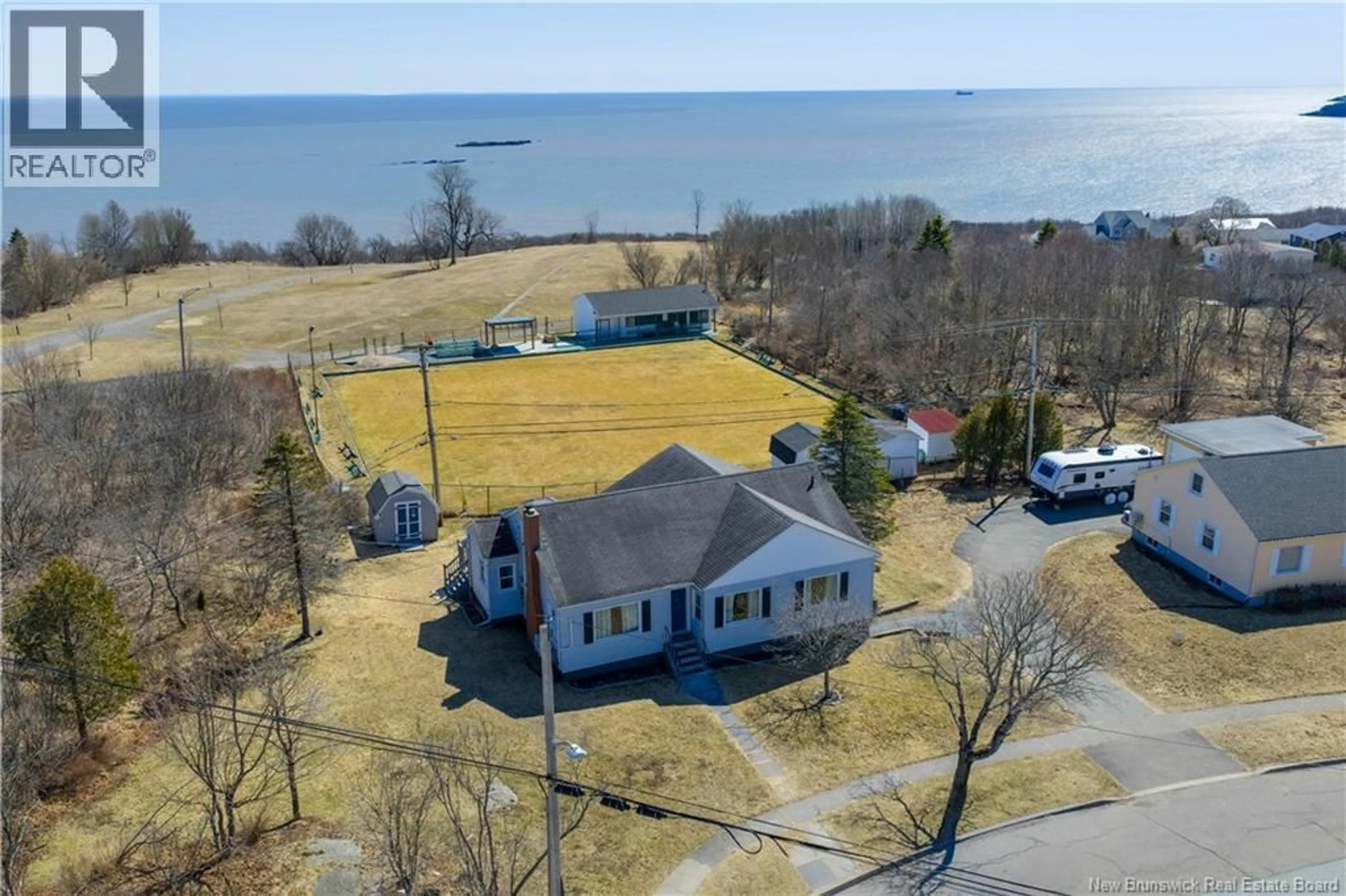 A pic from outside/outdoor area/front of a property/back of a property/a pic from drone, water/lake/river/ocean view for 496 ARGYLE STREET, Saint John New Brunswick E2M3B1