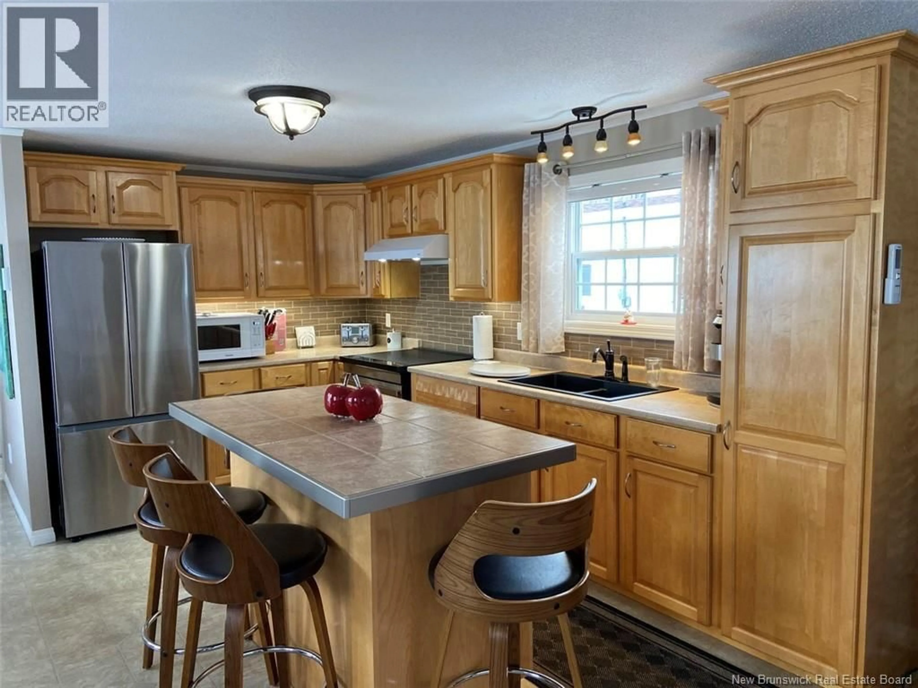 Open concept kitchen, unknown for 45 ALBERT ROAD, Saint-Jacques New Brunswick E7B1Z6