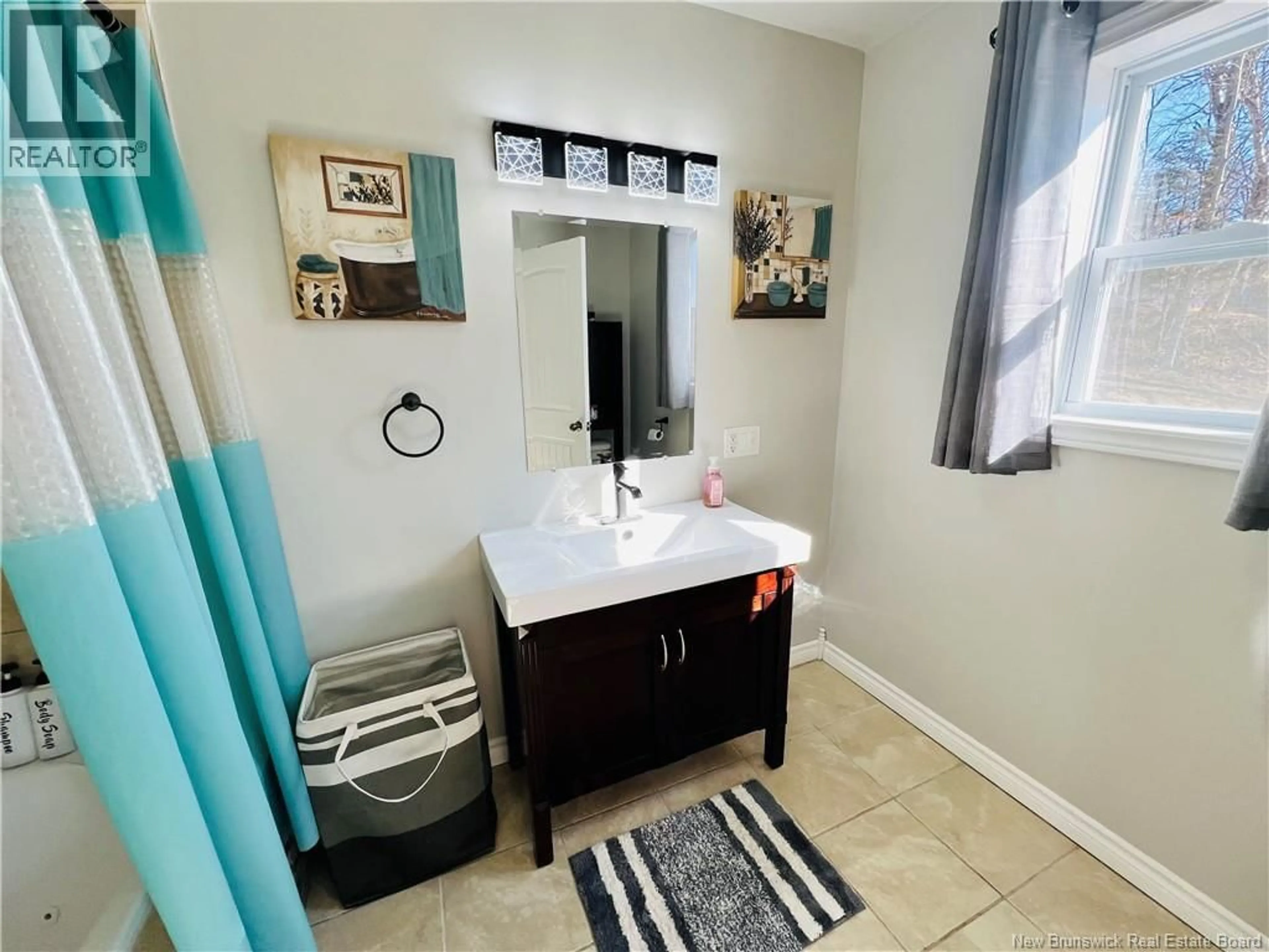 Unknown for 19 FLEET LANE, Utopia New Brunswick E5C2J7