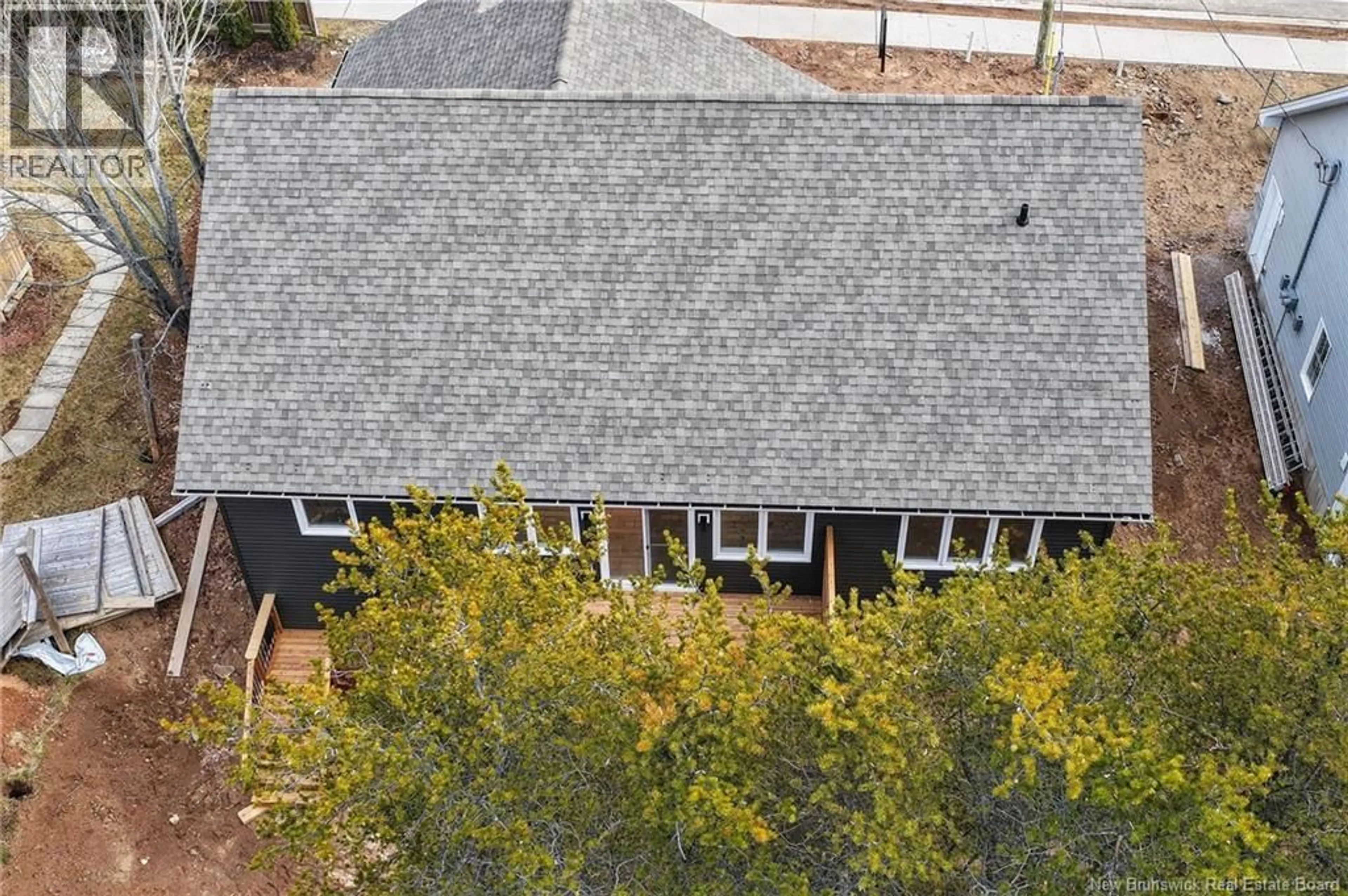 A pic from outside/outdoor area/front of a property/back of a property/a pic from drone, street for 214 BREAUX BRIDGE STREET, Shediac New Brunswick E4P0Y3