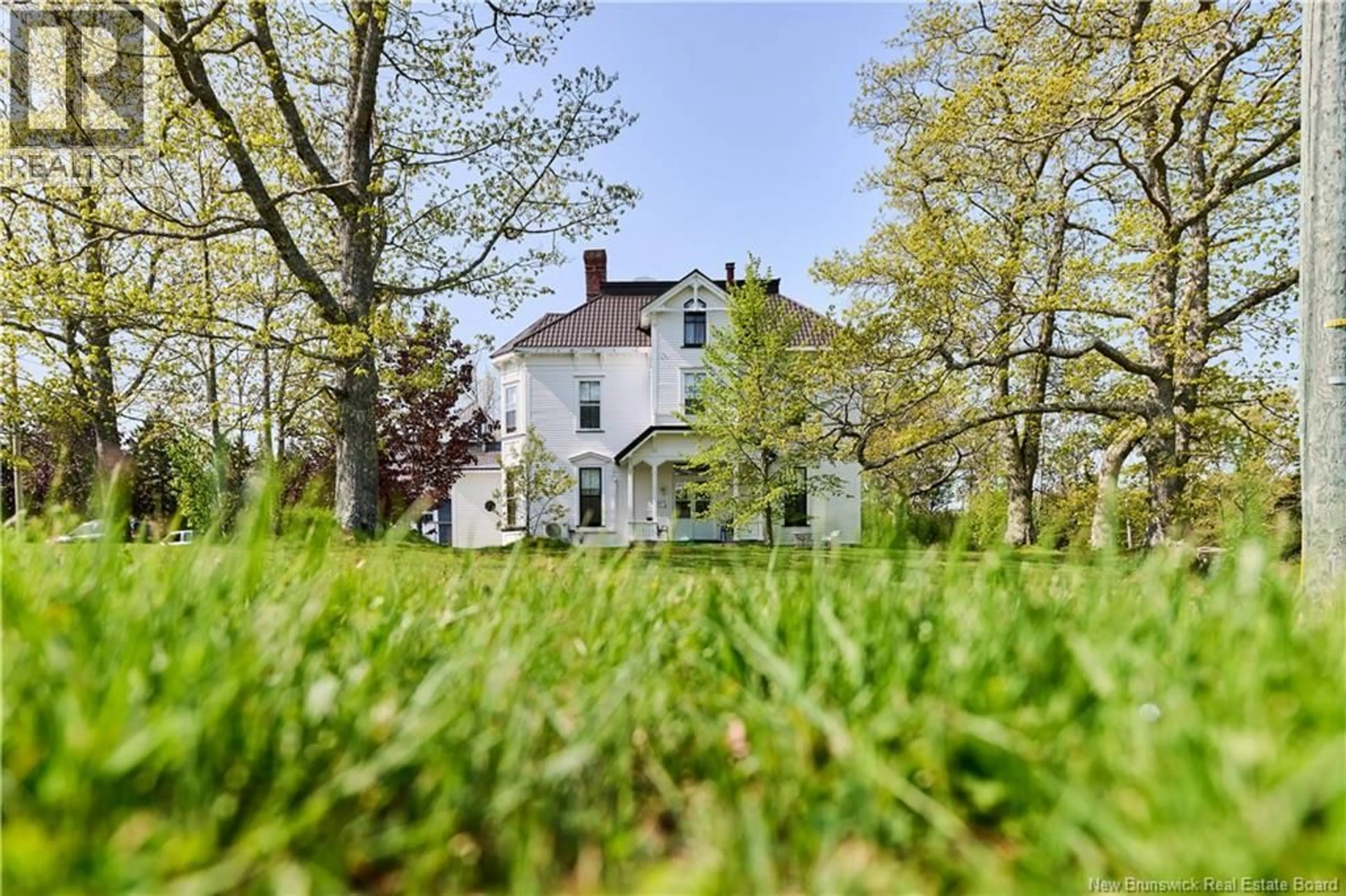 A pic from outside/outdoor area/front of a property/back of a property/a pic from drone, building for 356 ROUTE 915, Harvey New Brunswick E4H2M2