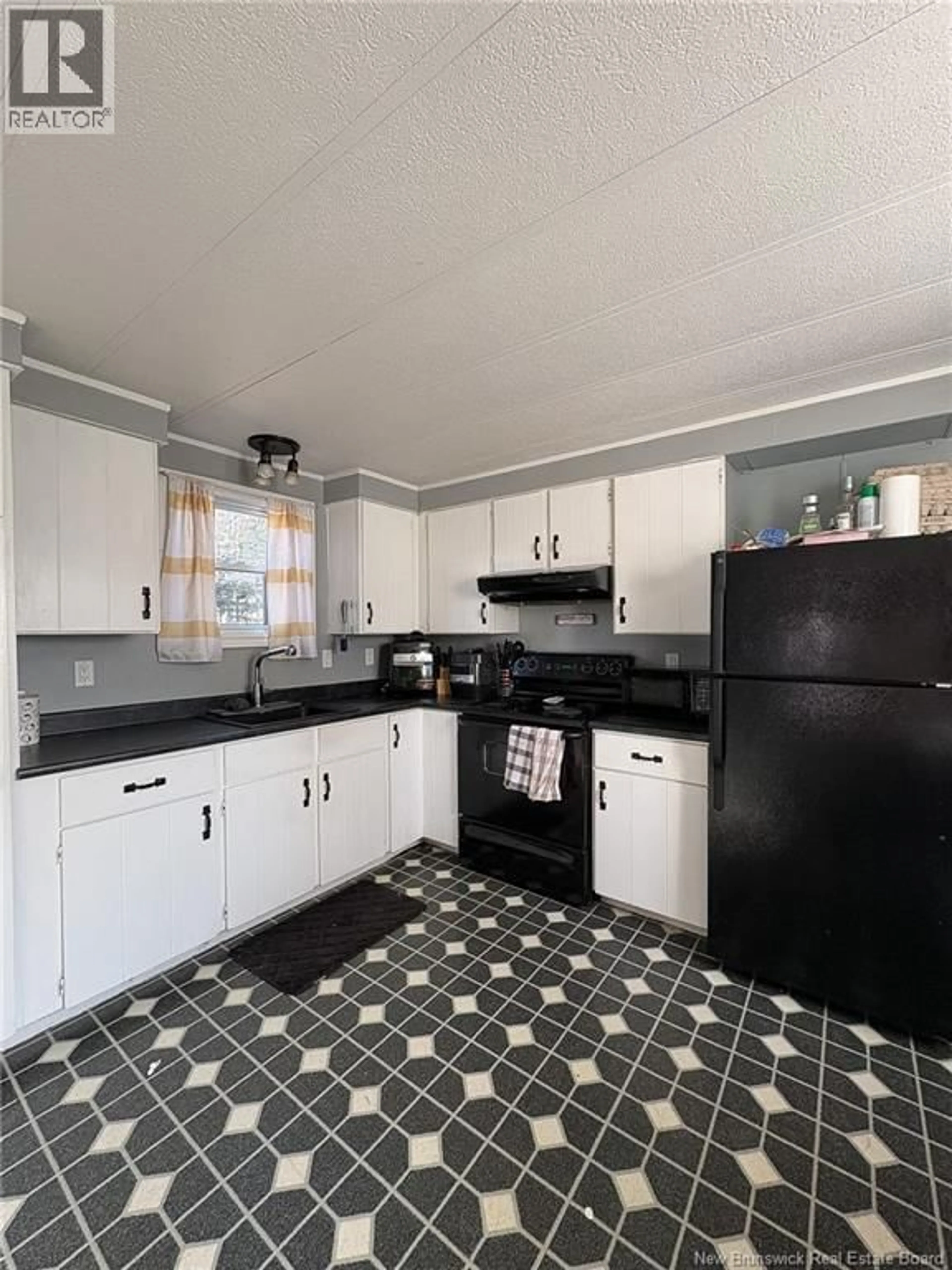 Standard kitchen, unknown for 225 WATERVILLE ROAD, Waterville New Brunswick E2V3S2