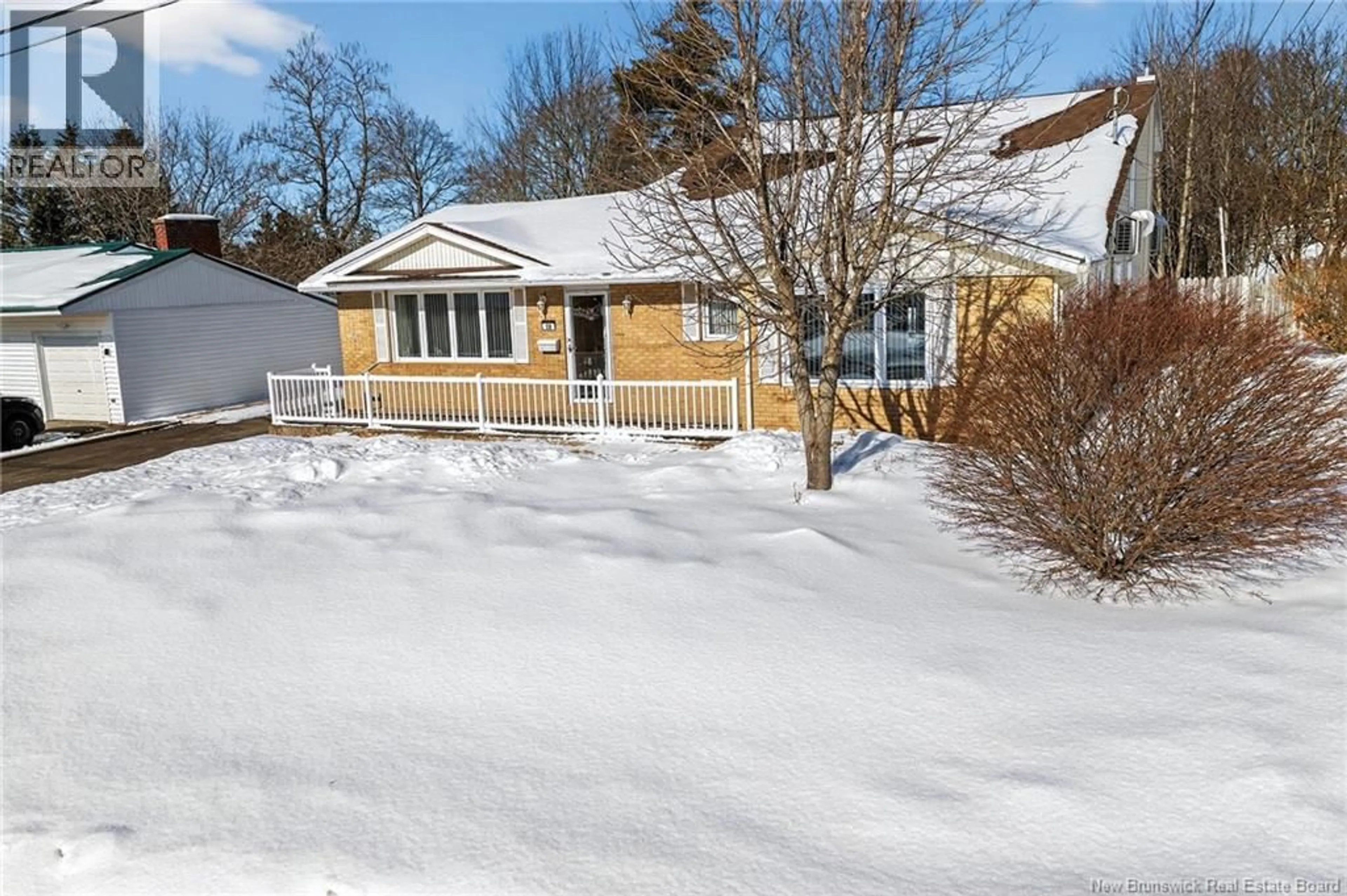 A pic from outside/outdoor area/front of a property/back of a property/a pic from drone, street for 39 GLENWOOD DRIVE, Moncton New Brunswick E1A2M8