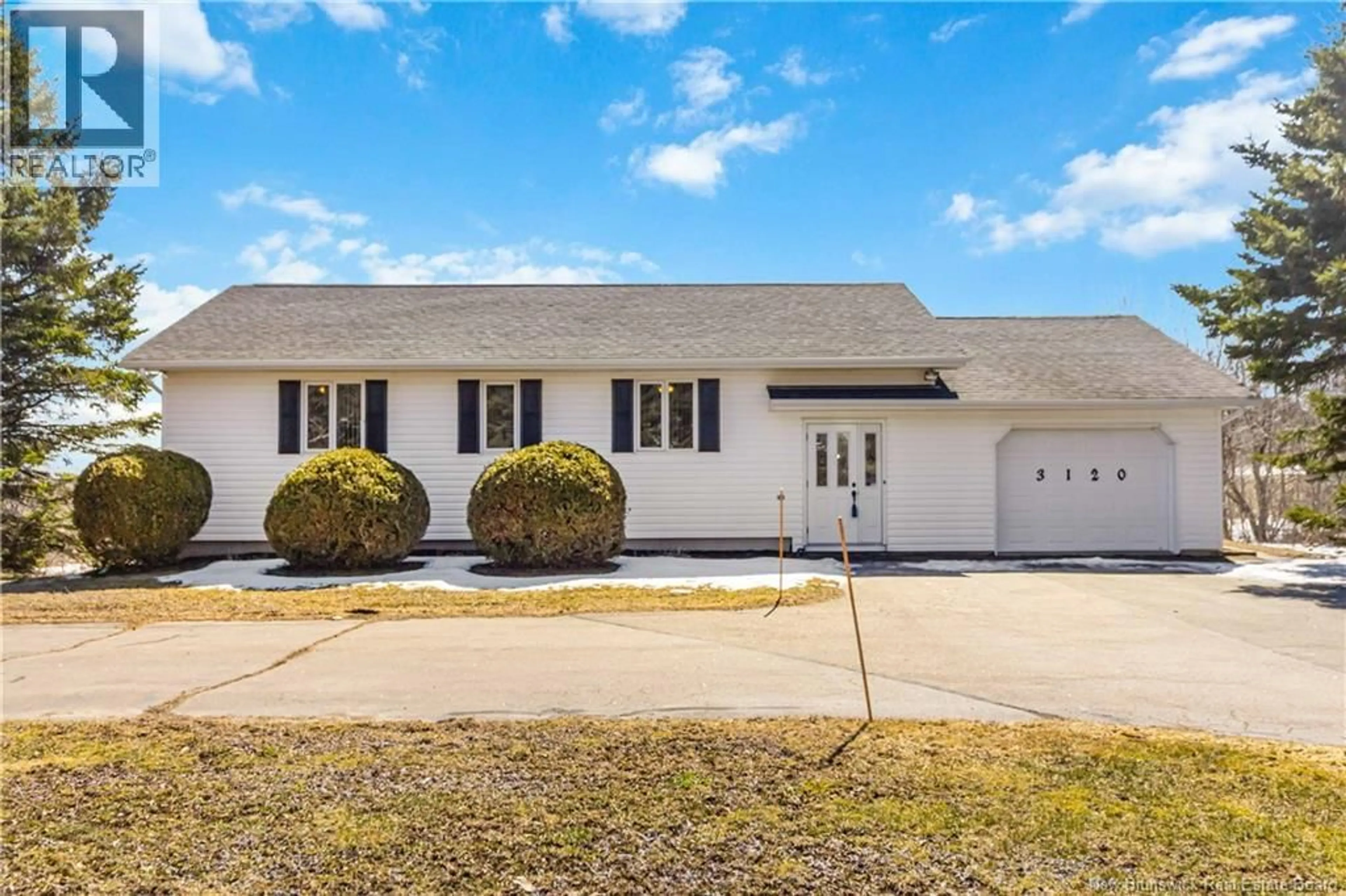 Home with vinyl exterior material, unknown for 3120 MOUNTAIN ROAD, Moncton New Brunswick E1G2W8