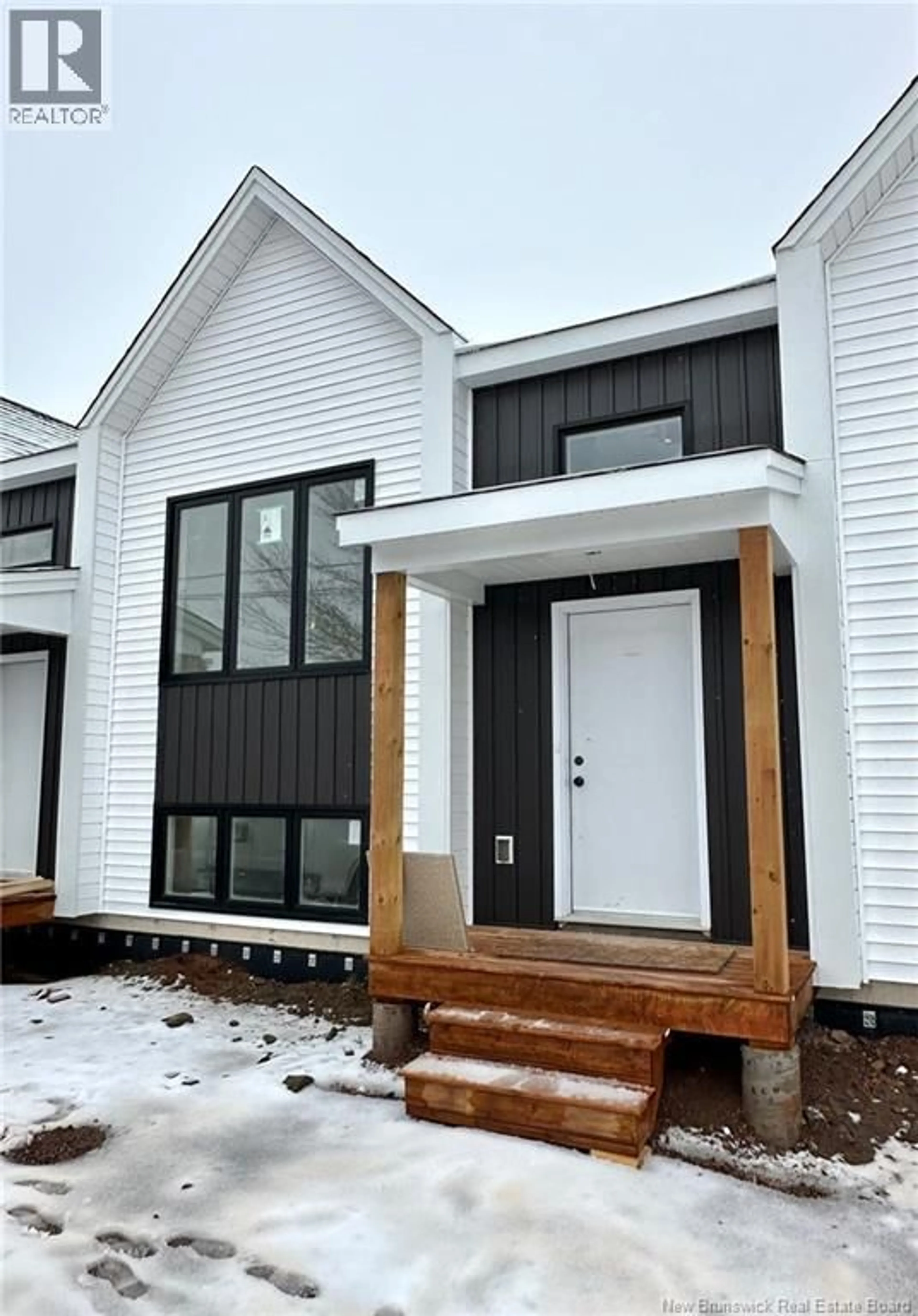Home with vinyl exterior material, street for 6 ADÉO-ROSE STREET, Memramcook New Brunswick E4K0E9
