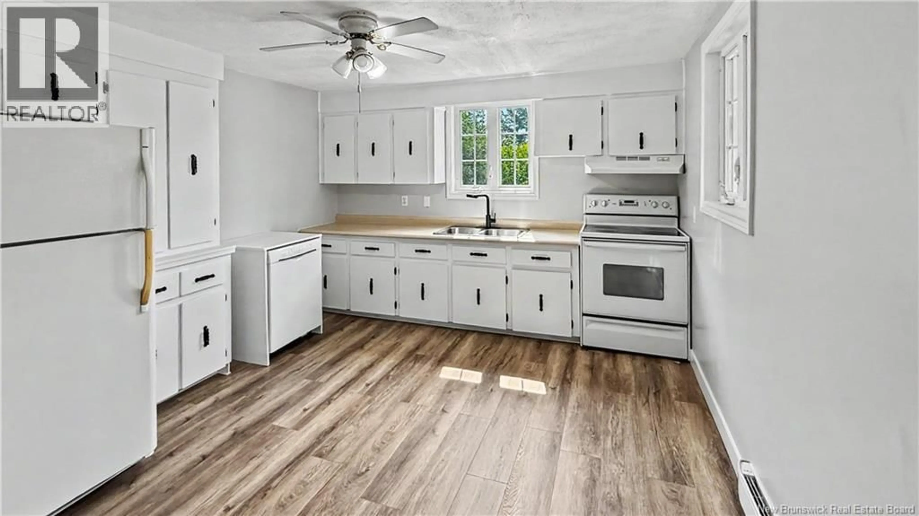 Open concept kitchen, unknown for 4927 ROUTE 480 ROUTE, Acadieville New Brunswick E4Y2C5