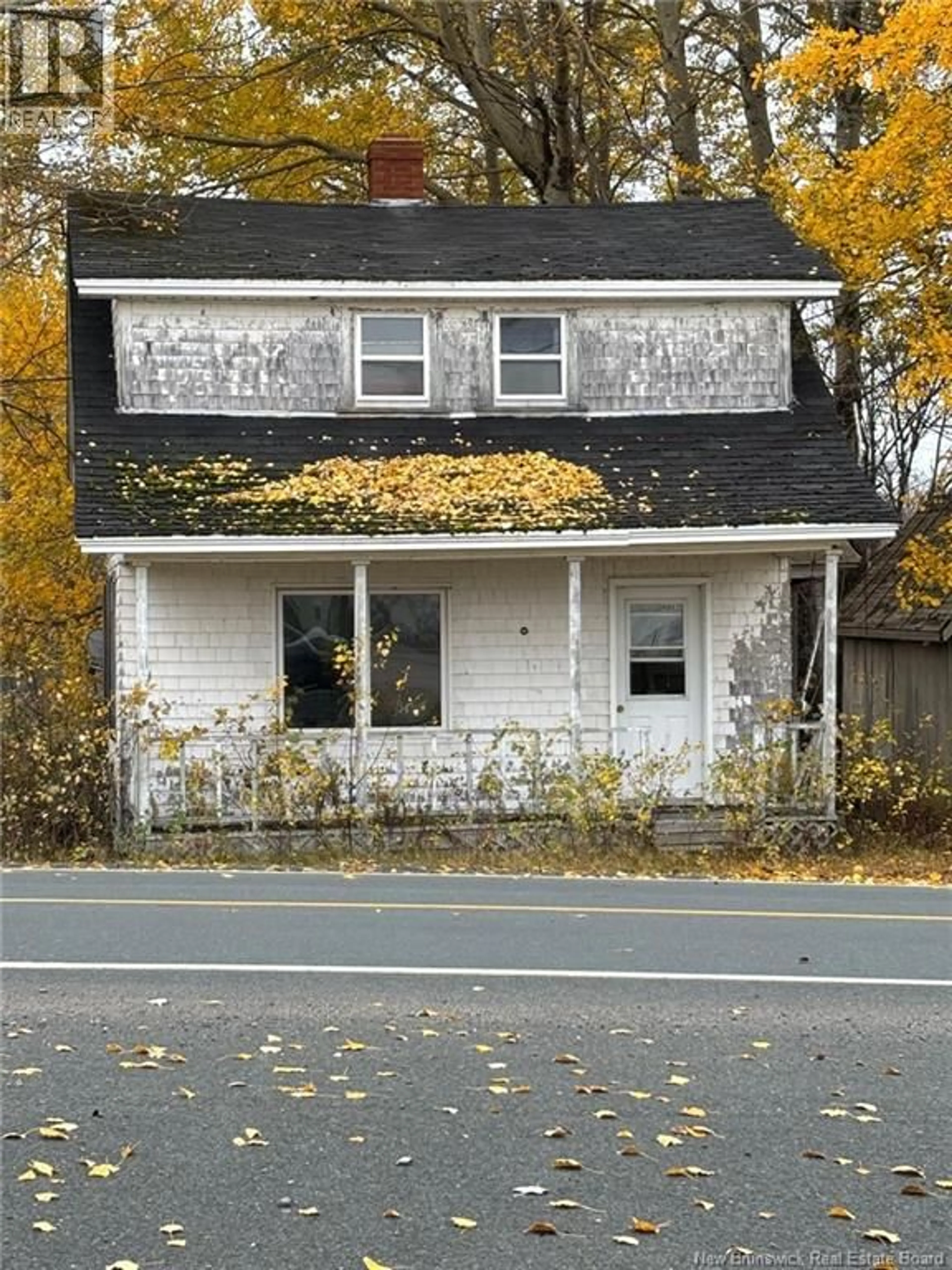 Home with vinyl exterior material, street for 4052 ROUTE 480, Acadieville New Brunswick E4Y2B8