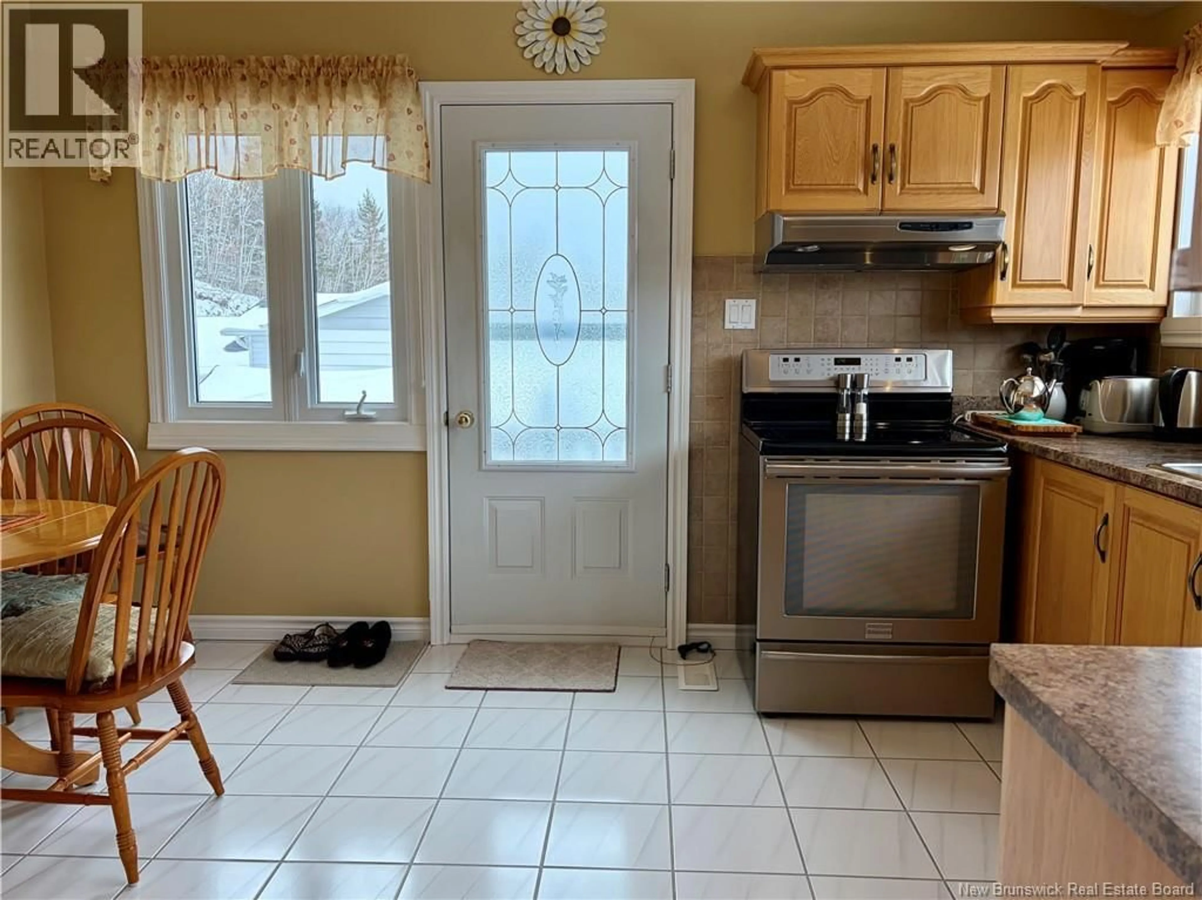 Standard kitchen, ceramic/tile floor for 337 DILLON AVENUE, Dalhousie New Brunswick E8C1N4