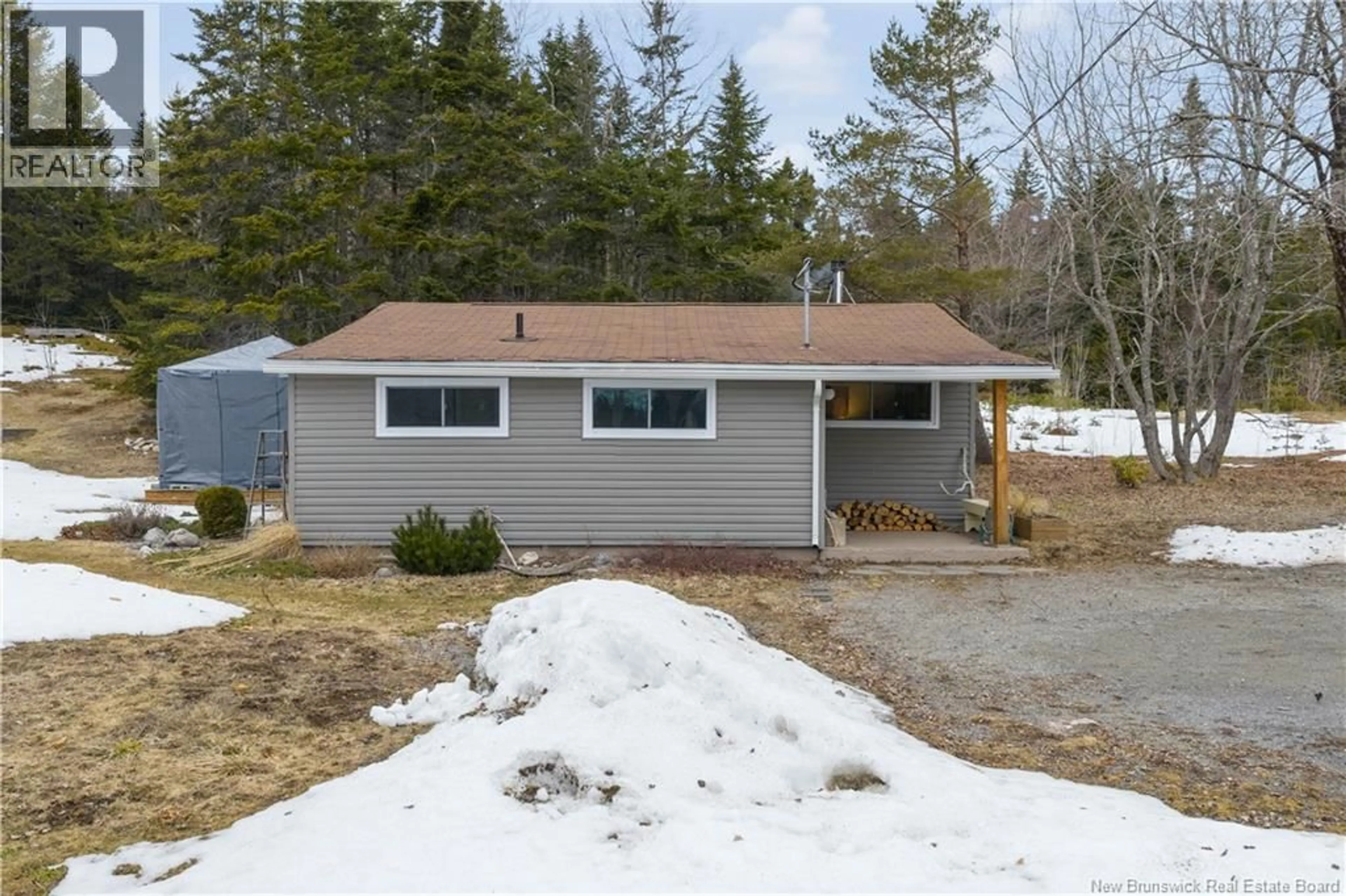 A pic from outside/outdoor area/front of a property/back of a property/a pic from drone, street for 933 ROUTE 111, Rowley New Brunswick E2S2C9