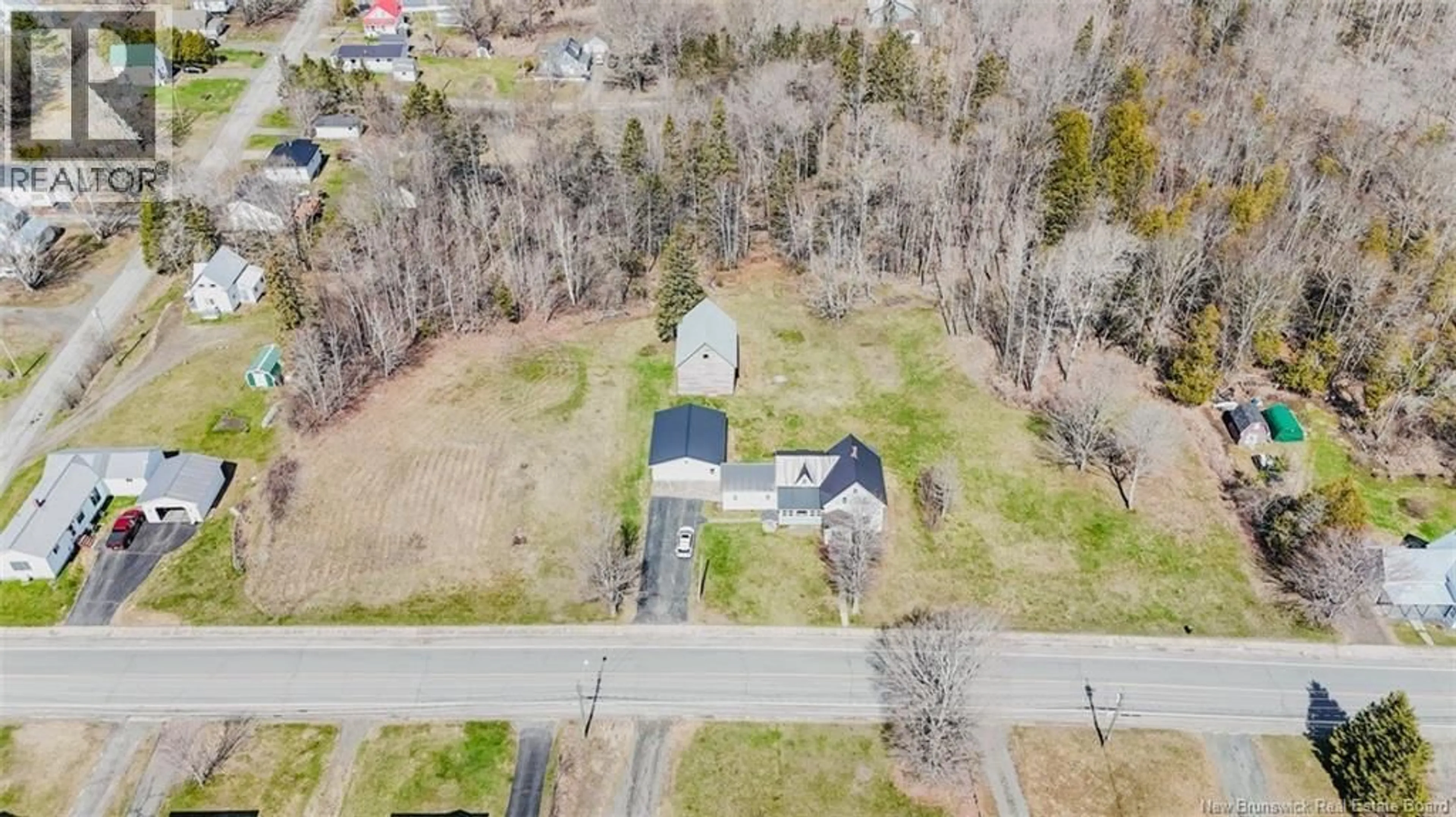 A pic from outside/outdoor area/front of a property/back of a property/a pic from drone, street for 146 MAIN STREET, Canterbury New Brunswick E6H1L9