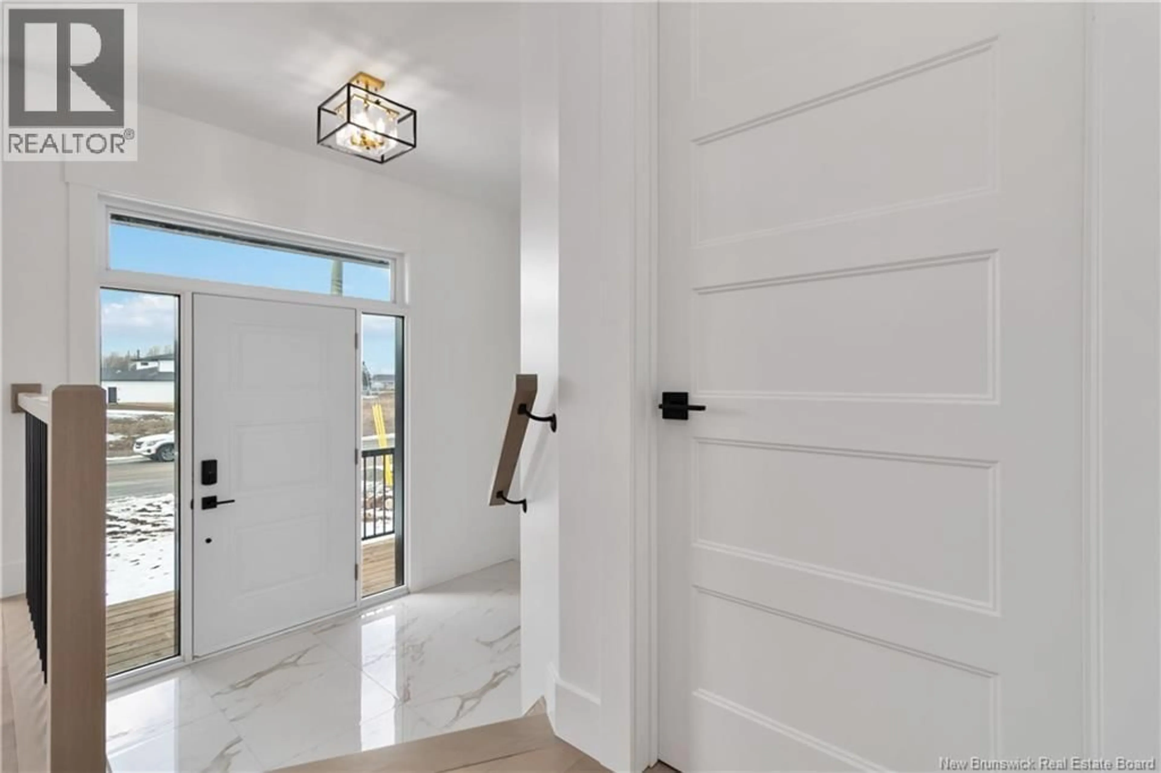 Indoor entryway for 54 CUDMORE STREET, Riverview New Brunswick E1B5E8