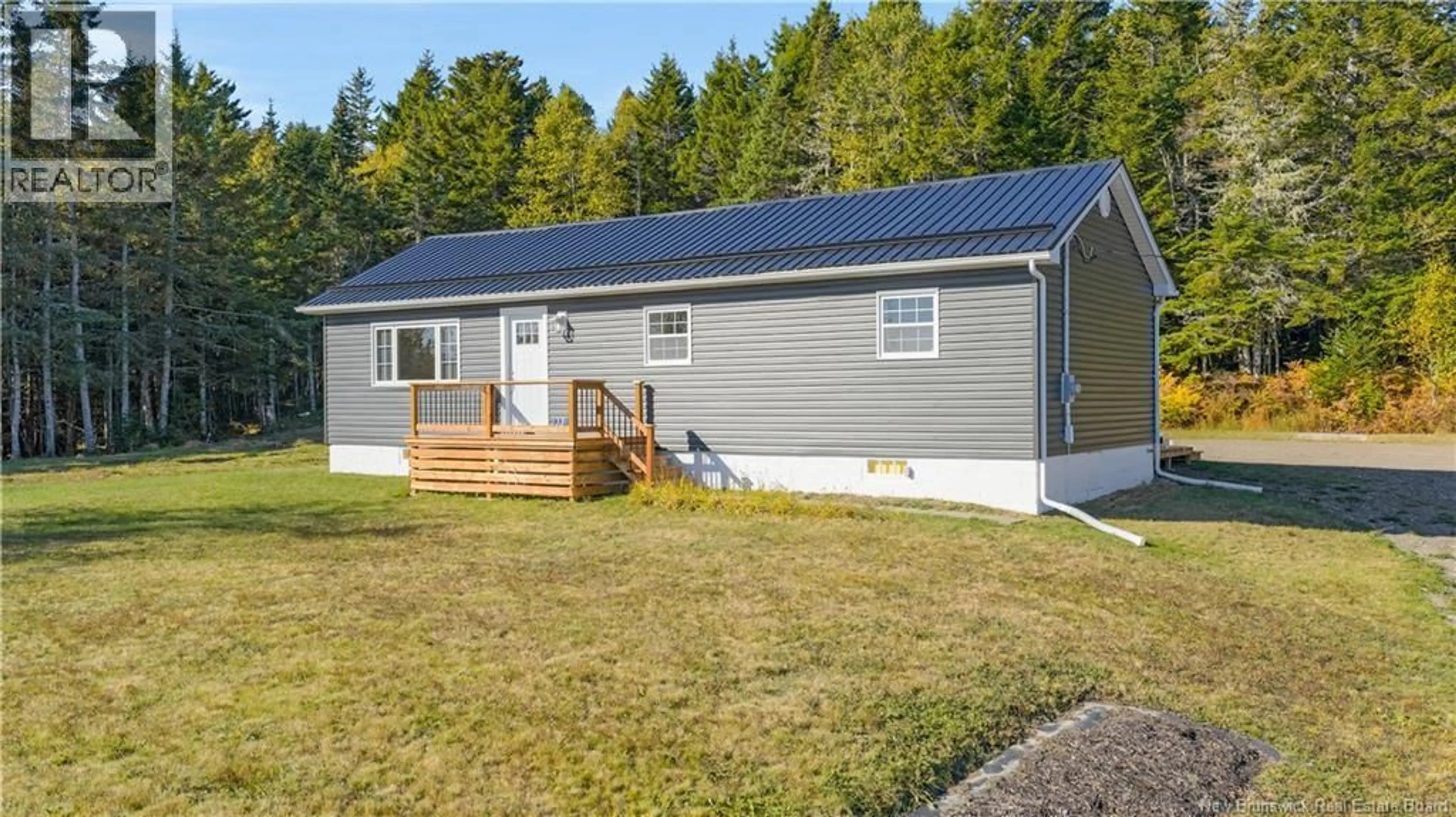 Home with vinyl exterior material, building for 338 ROUTE 176, Pennfield New Brunswick E5H2L6